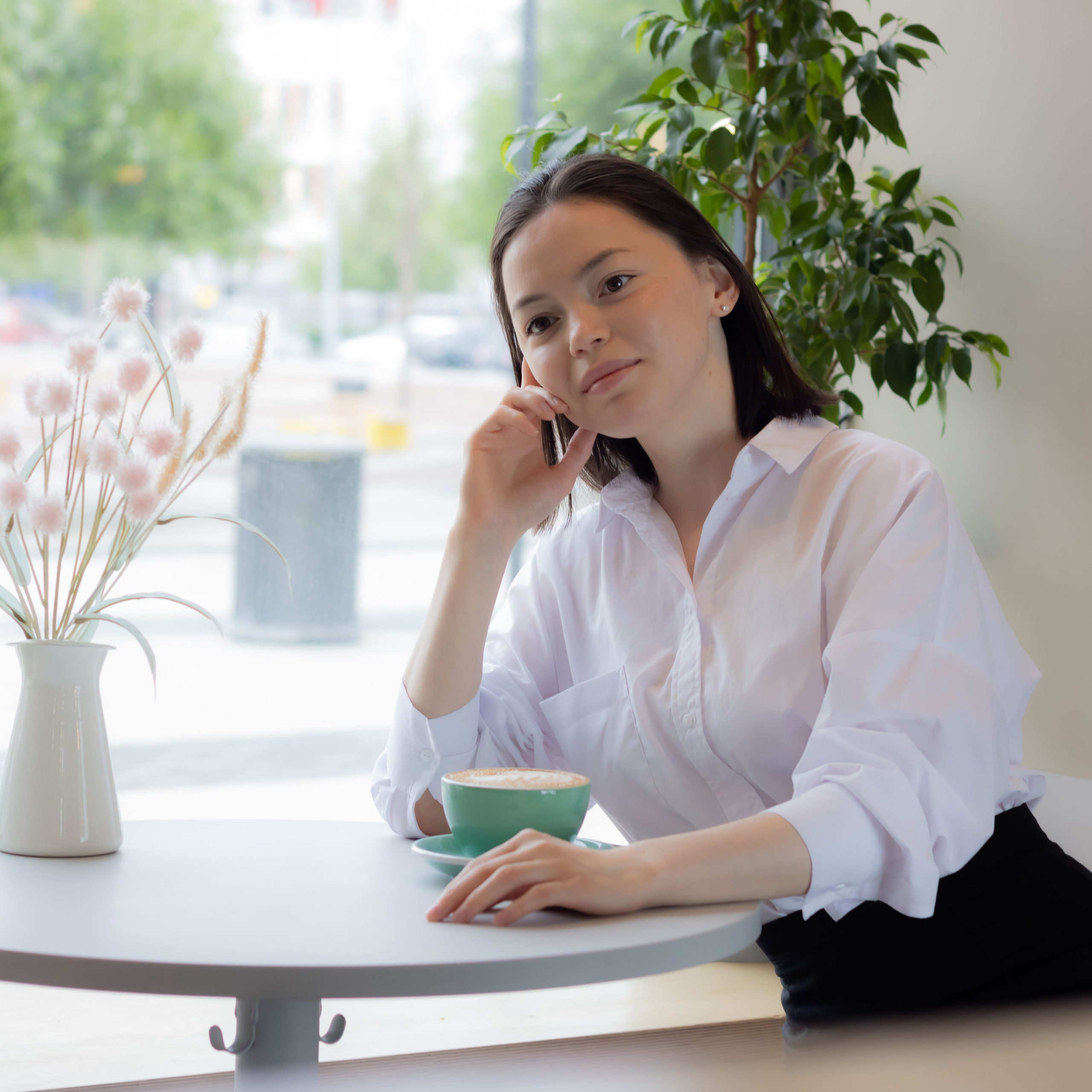 В кафе. Фотограф в Тюмени Вера Ильинова