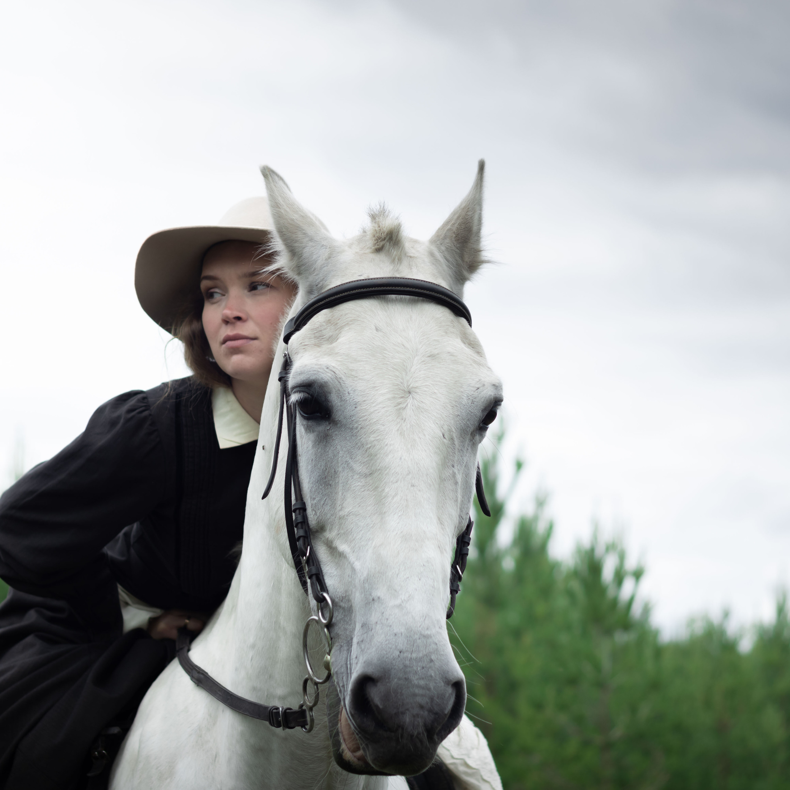 Прогулка на лошади. Фотограф в Тюмени Вера Ильинова