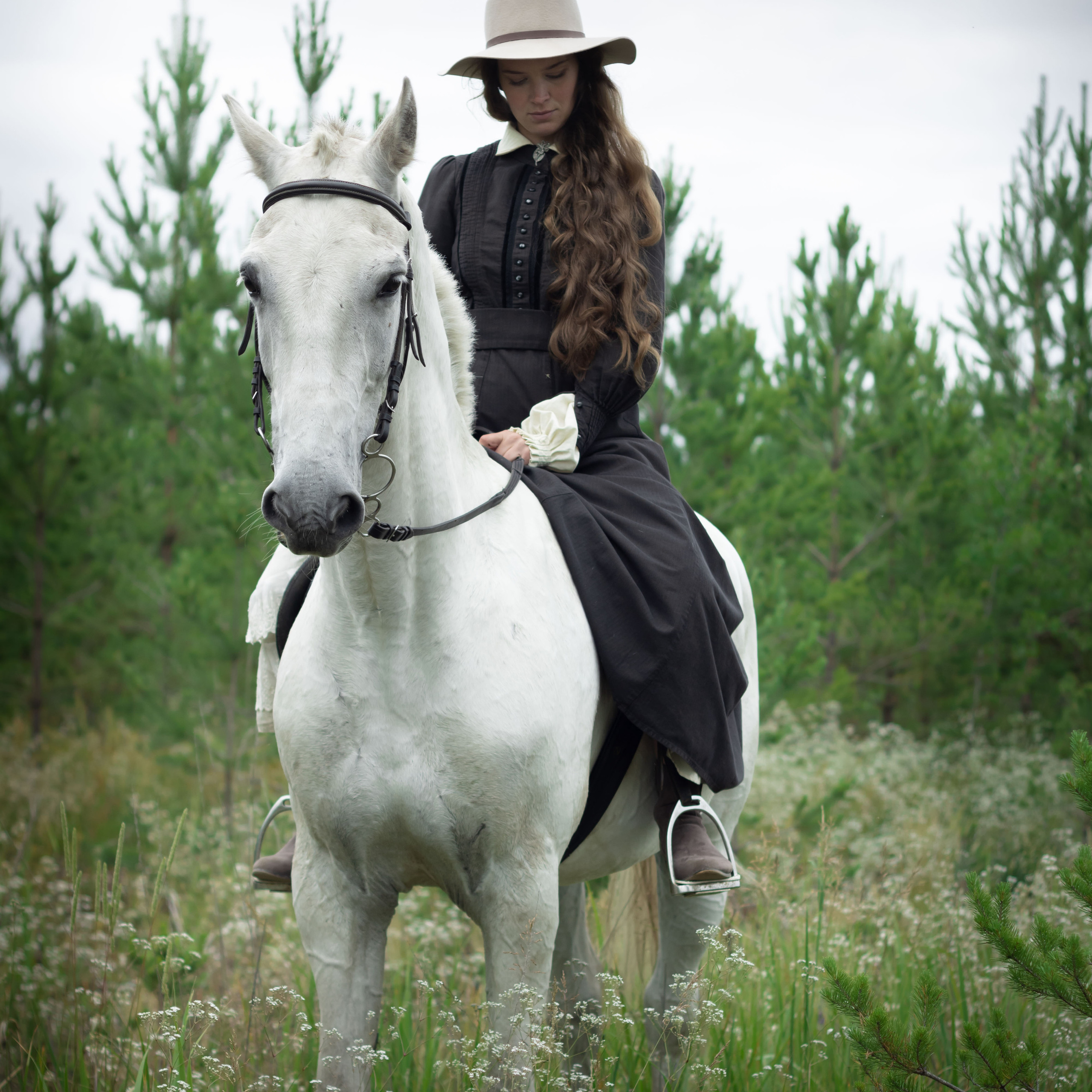 Прогулка на лошади. Фотограф в Тюмени Вера Ильинова