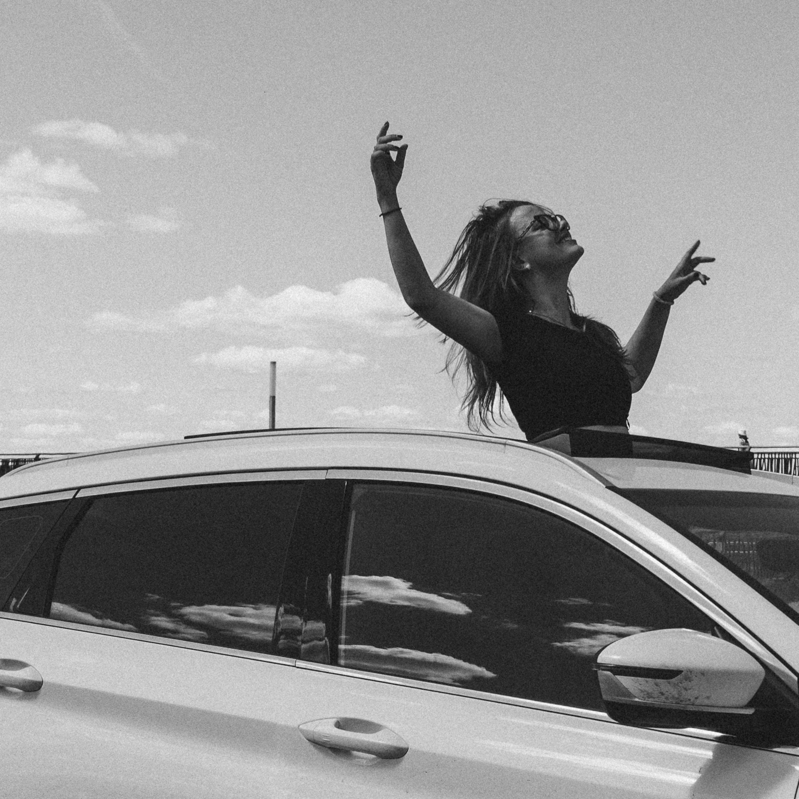 Прогулка в городе в солнечный день. Фотограф в Тюмени Вера Ильинова