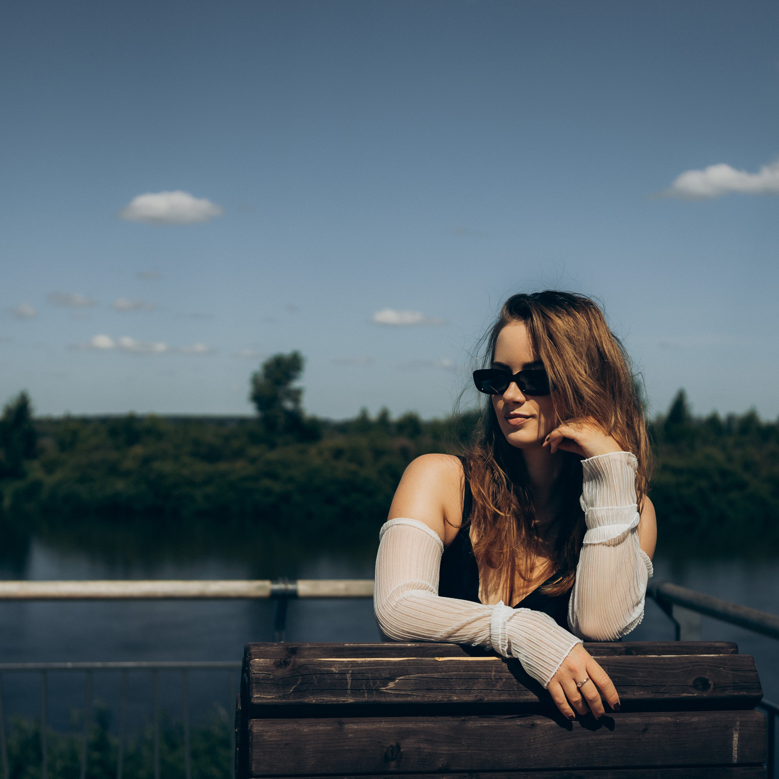 Прогулка в городе в солнечный день. Фотограф в Тюмени Вера Ильинова