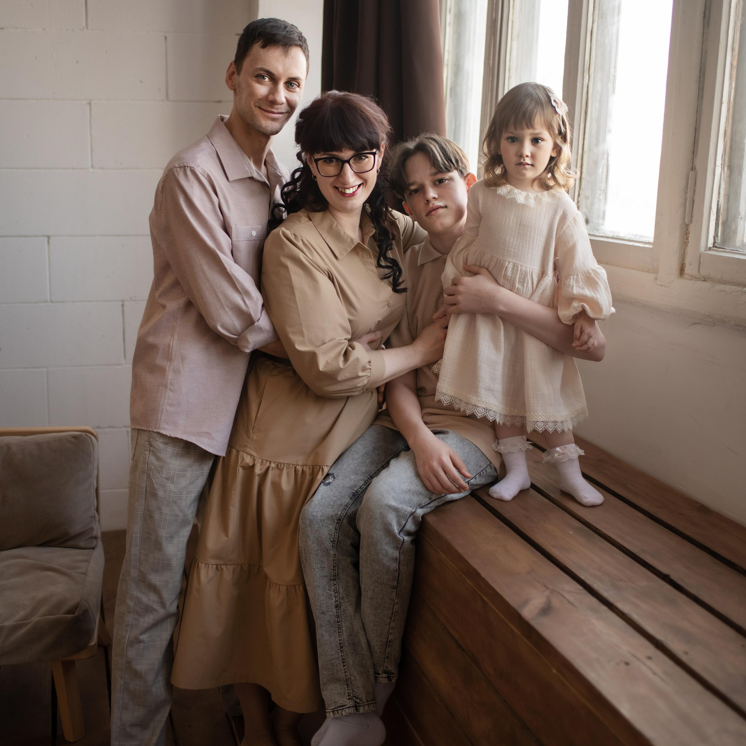 Евгений, Мария, Дмитрий и Мира