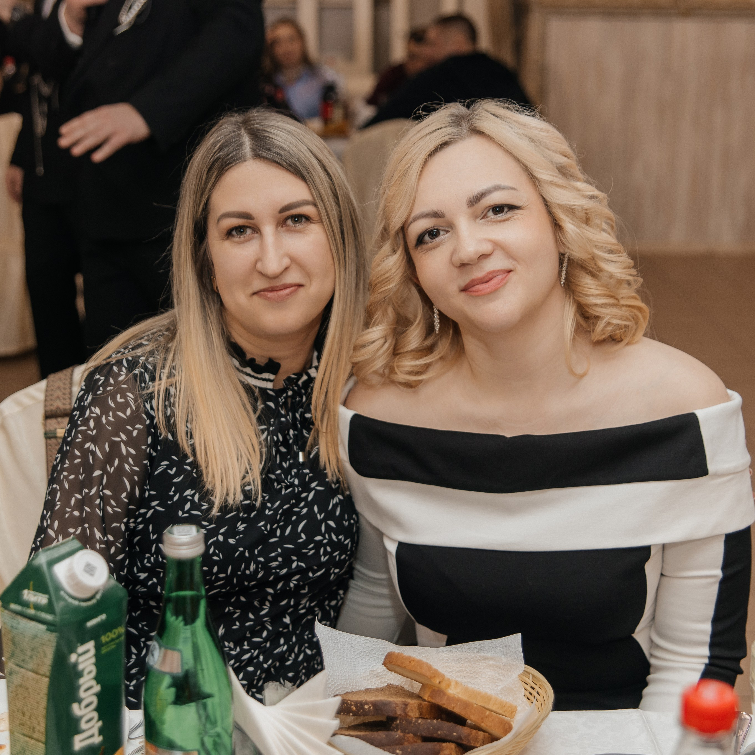 Вечер Встречи Выпускников (Три Медведя). Фотограф Краснодар