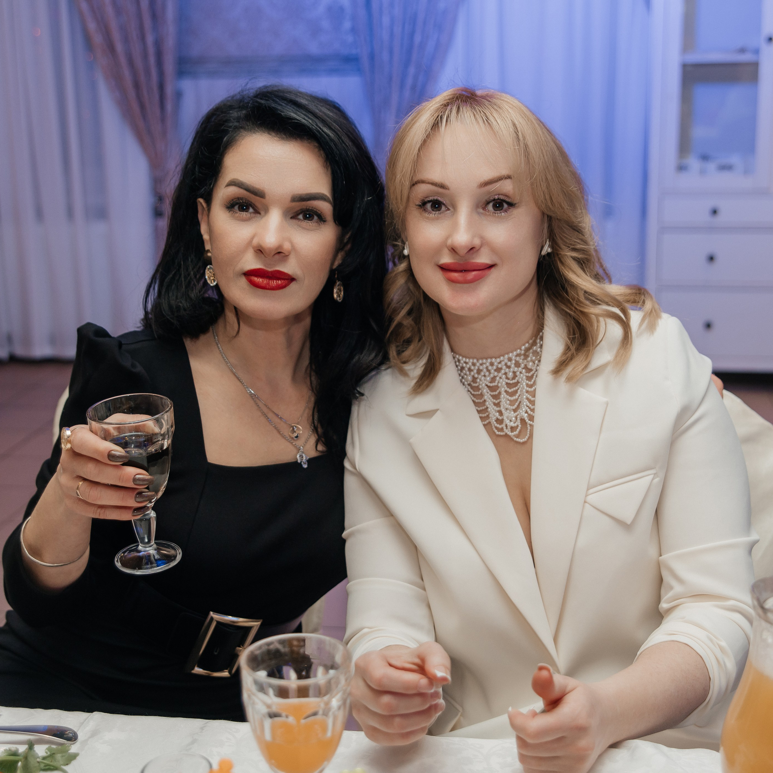 Вечер Встречи Выпускников (Три Медведя). Фотограф Краснодар