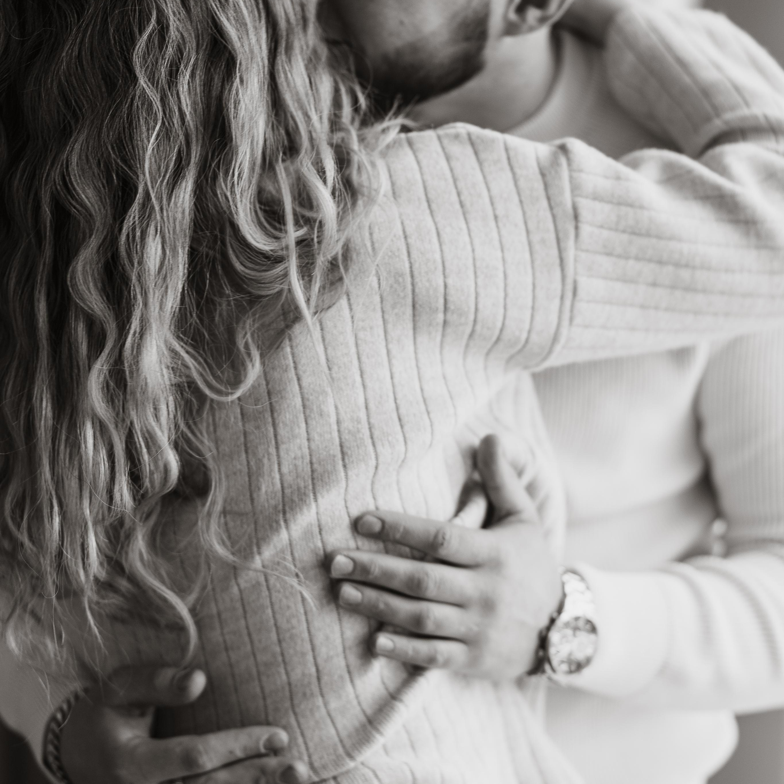 В его руках — моё сердце…