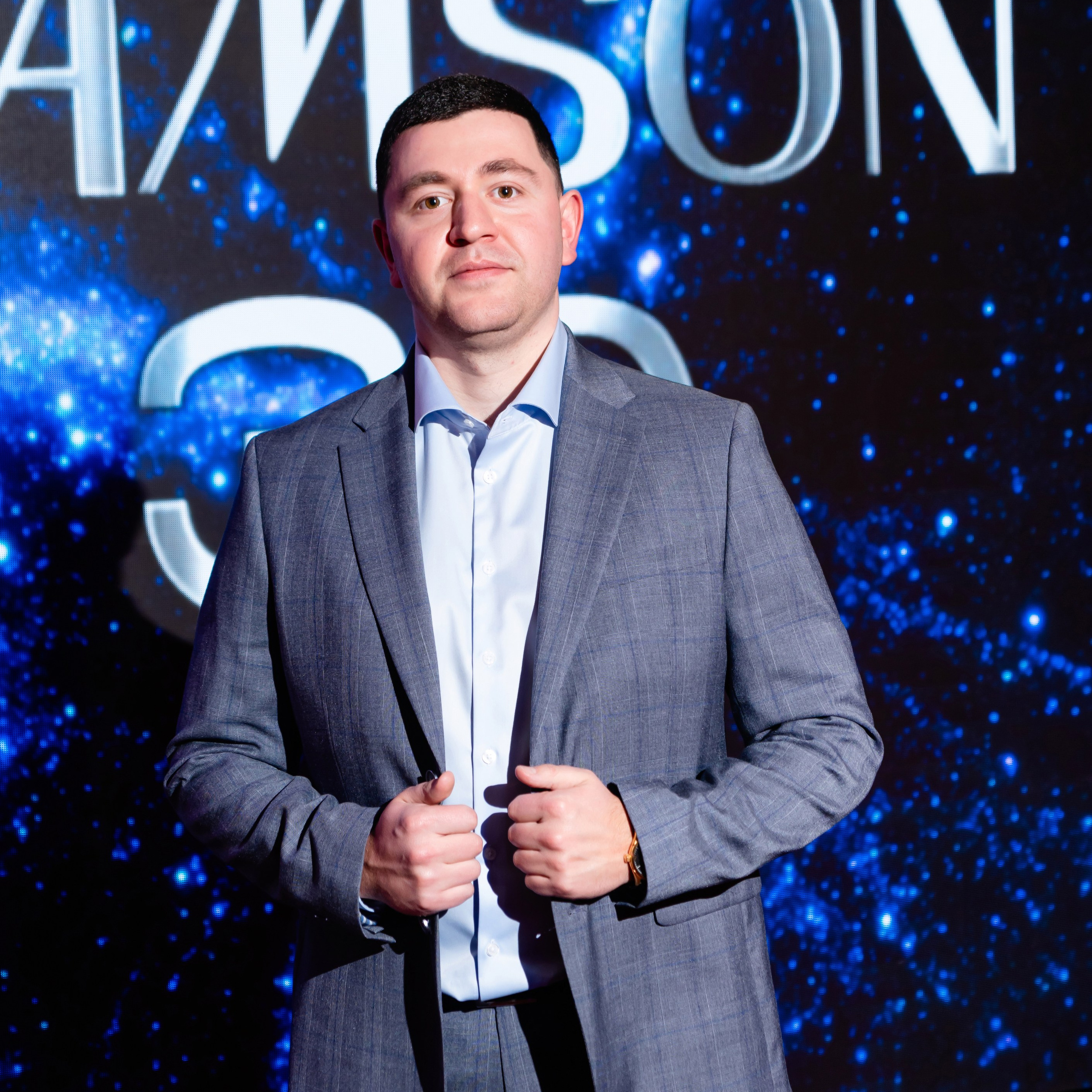 Самсону 30 лет/ Ош Пош