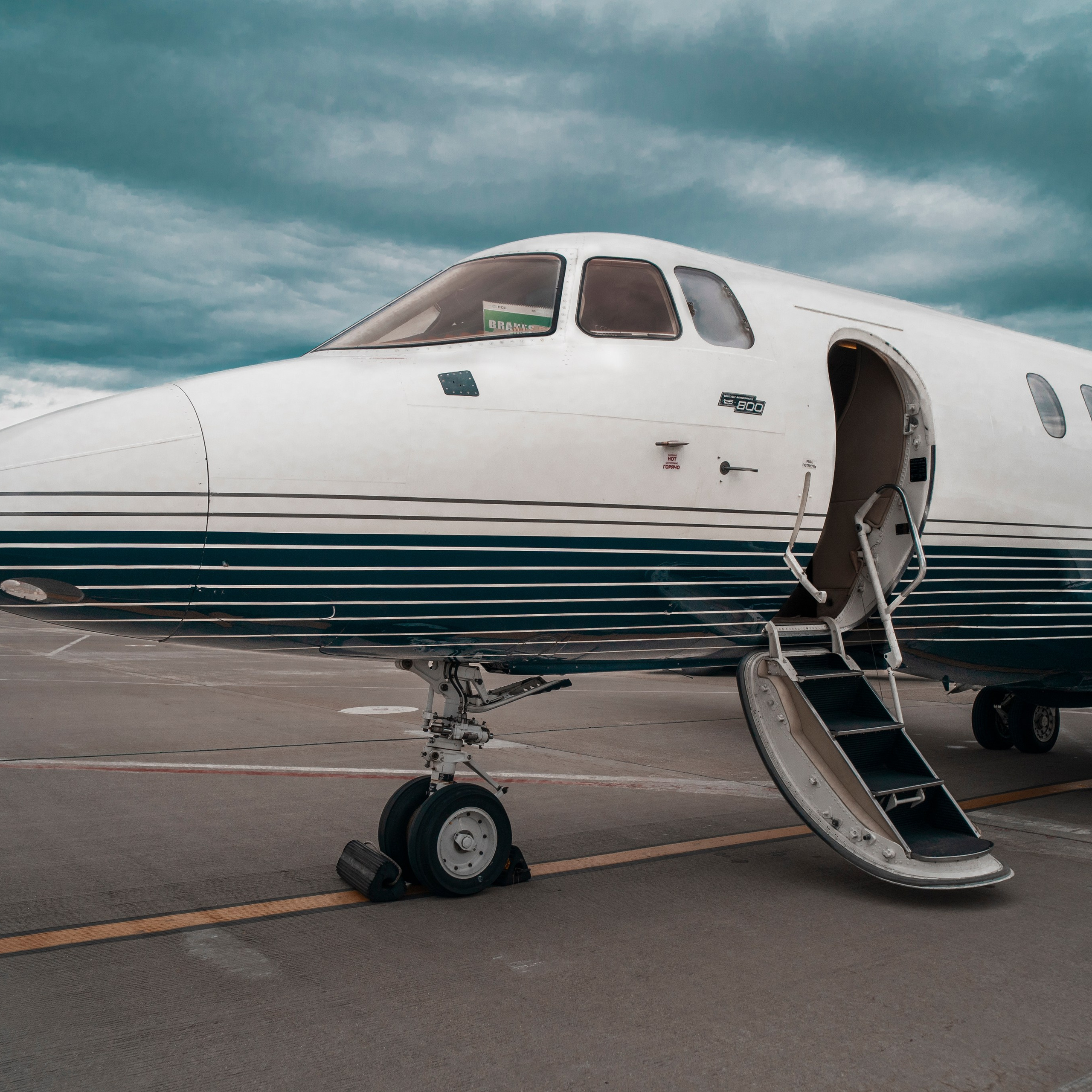 Бизнес-джет