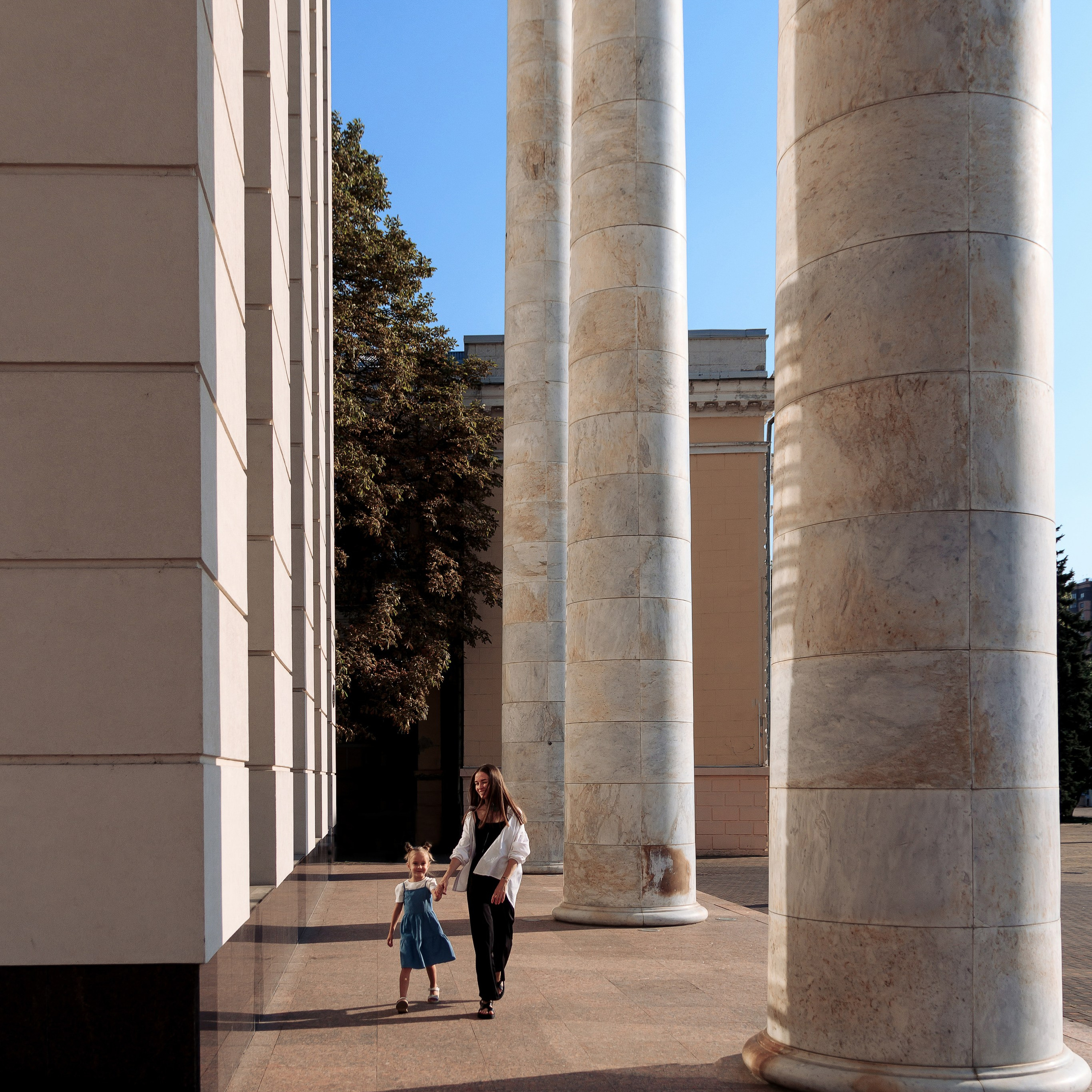 Солнечный день