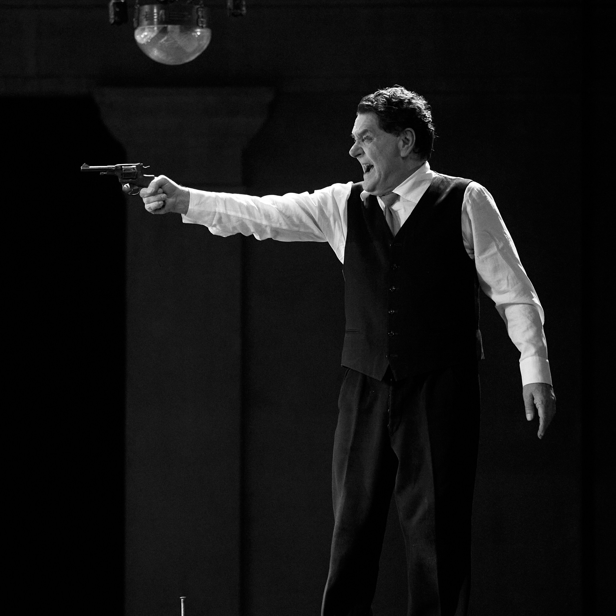 Дядя Ваня (Театр им. Е. Вахтангова)