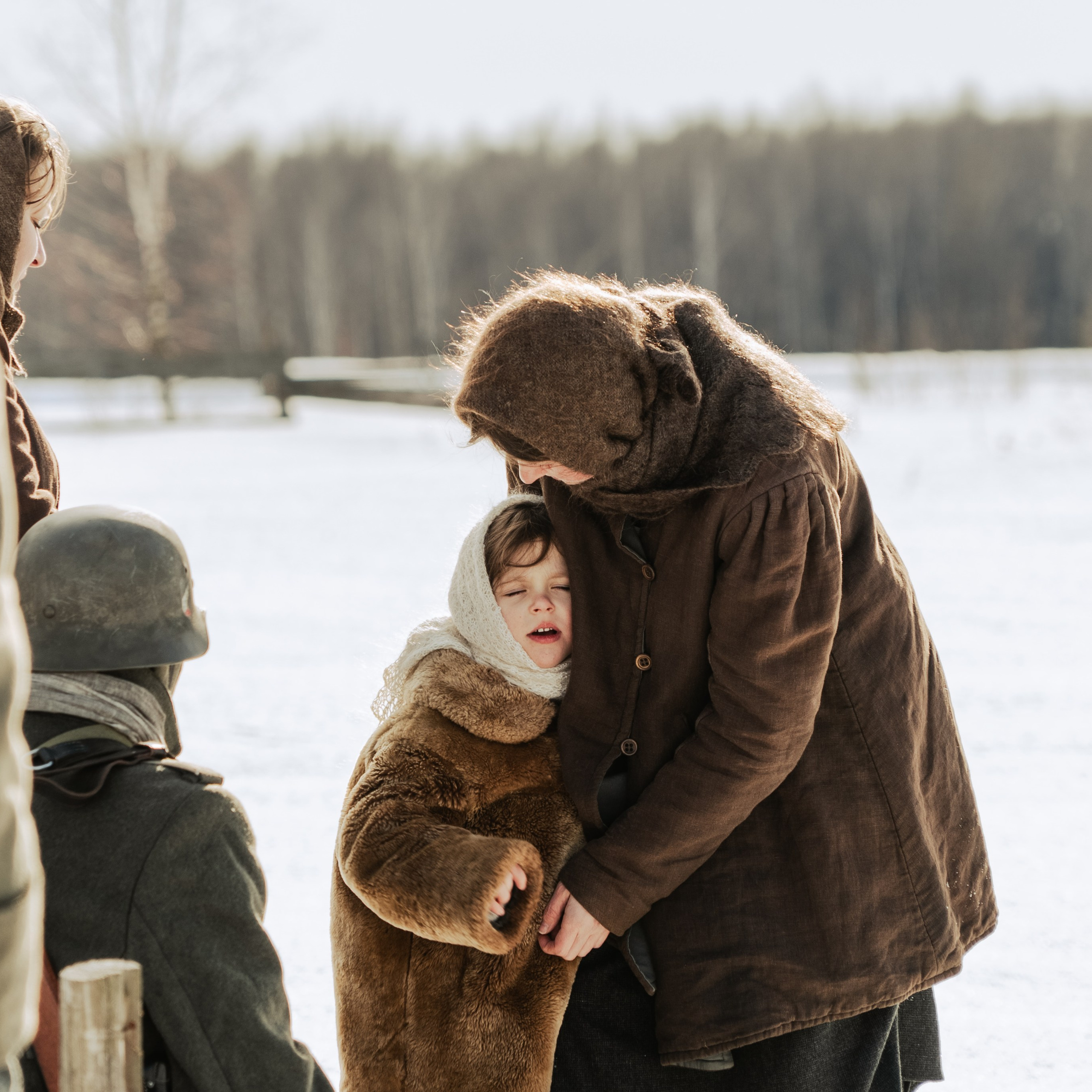 На съемках фильма «Июньская полынь»