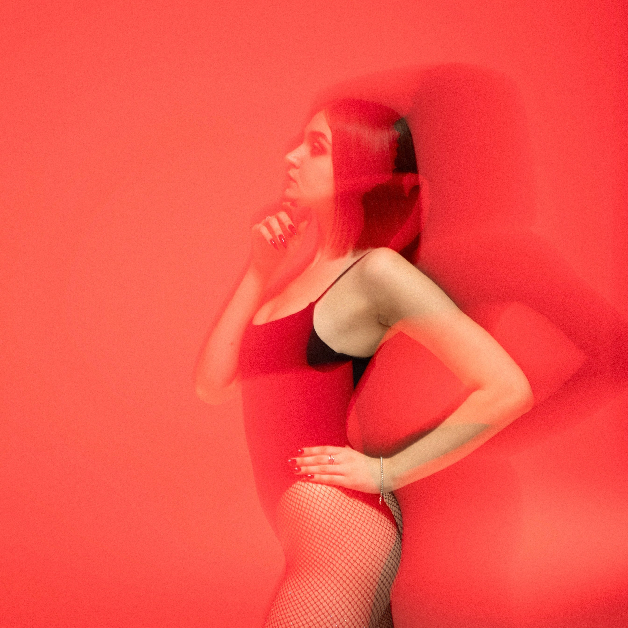 В студии. Циклорама