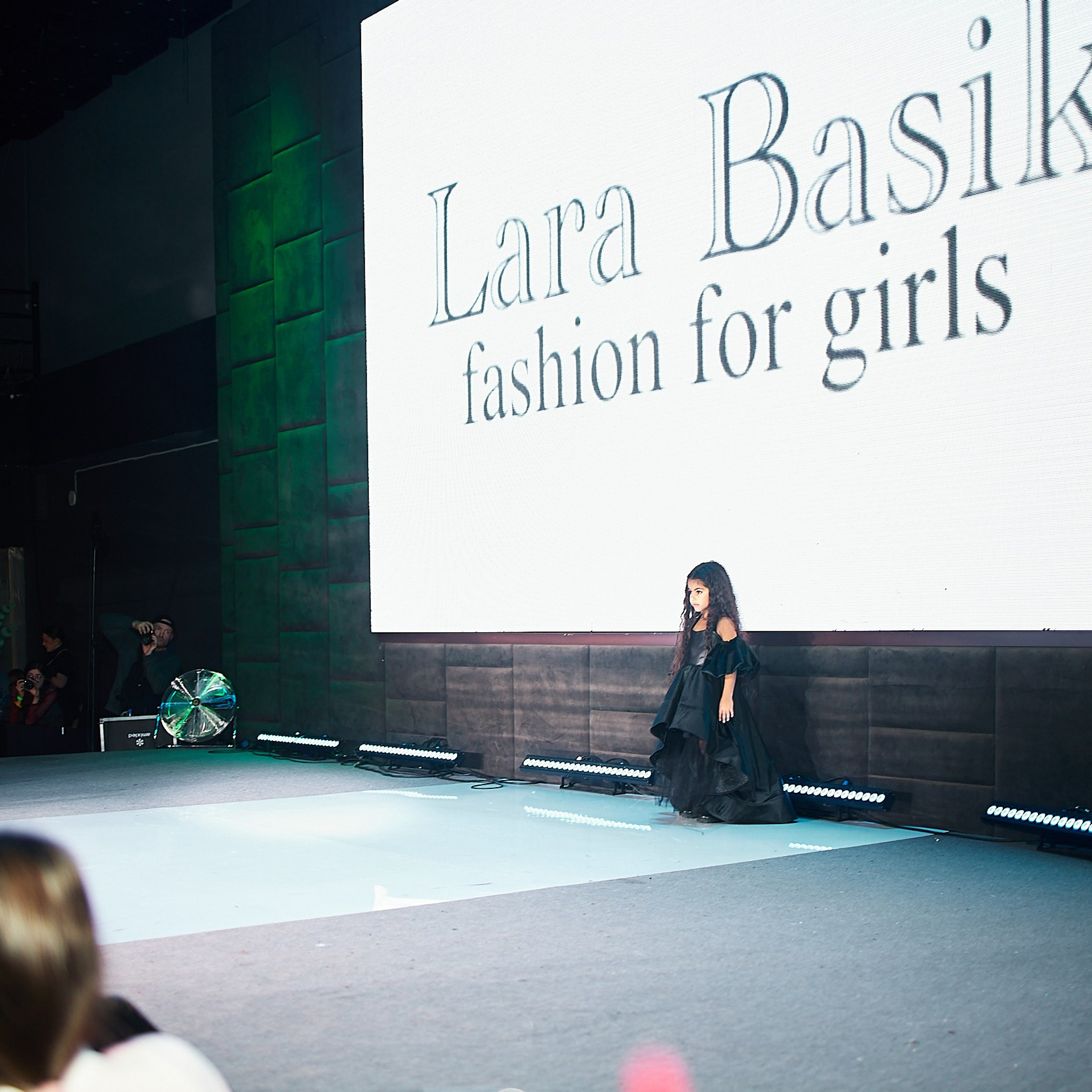 Показ мод в Москве