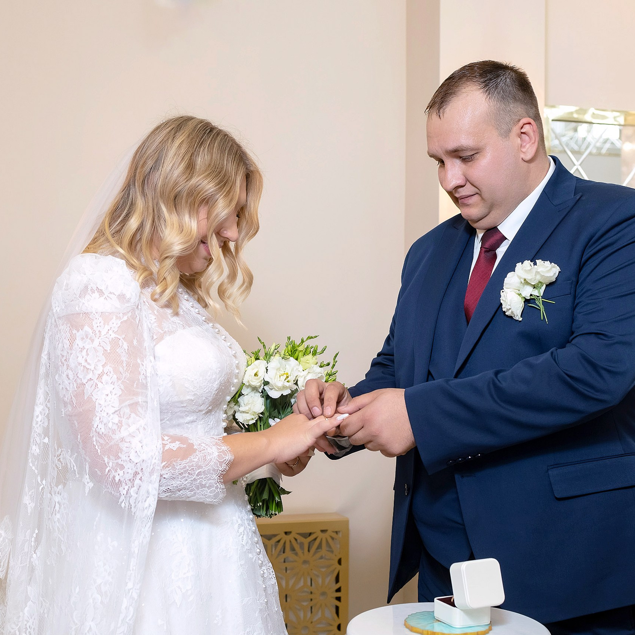 Свадебная фотосессия в загсе