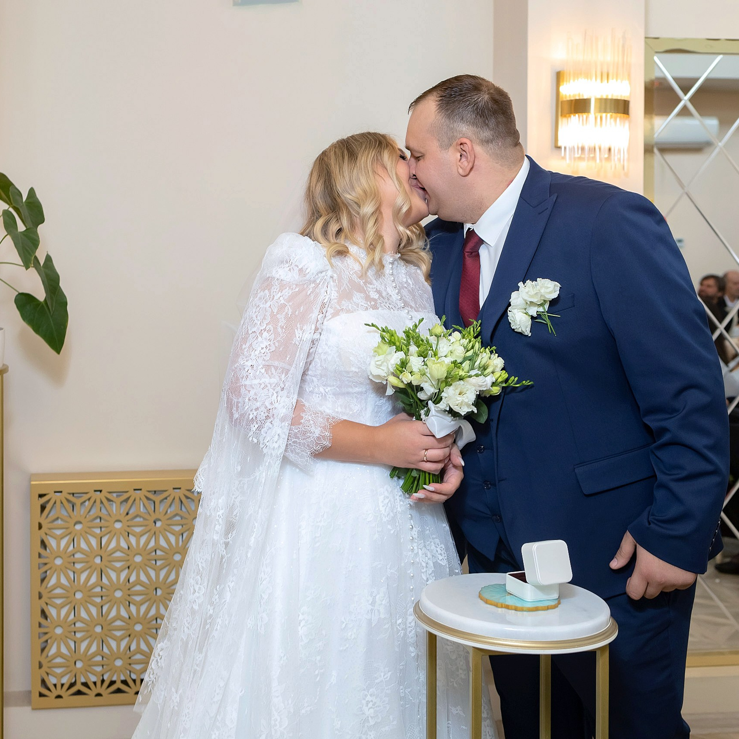 Свадебная фотосессия в загсе