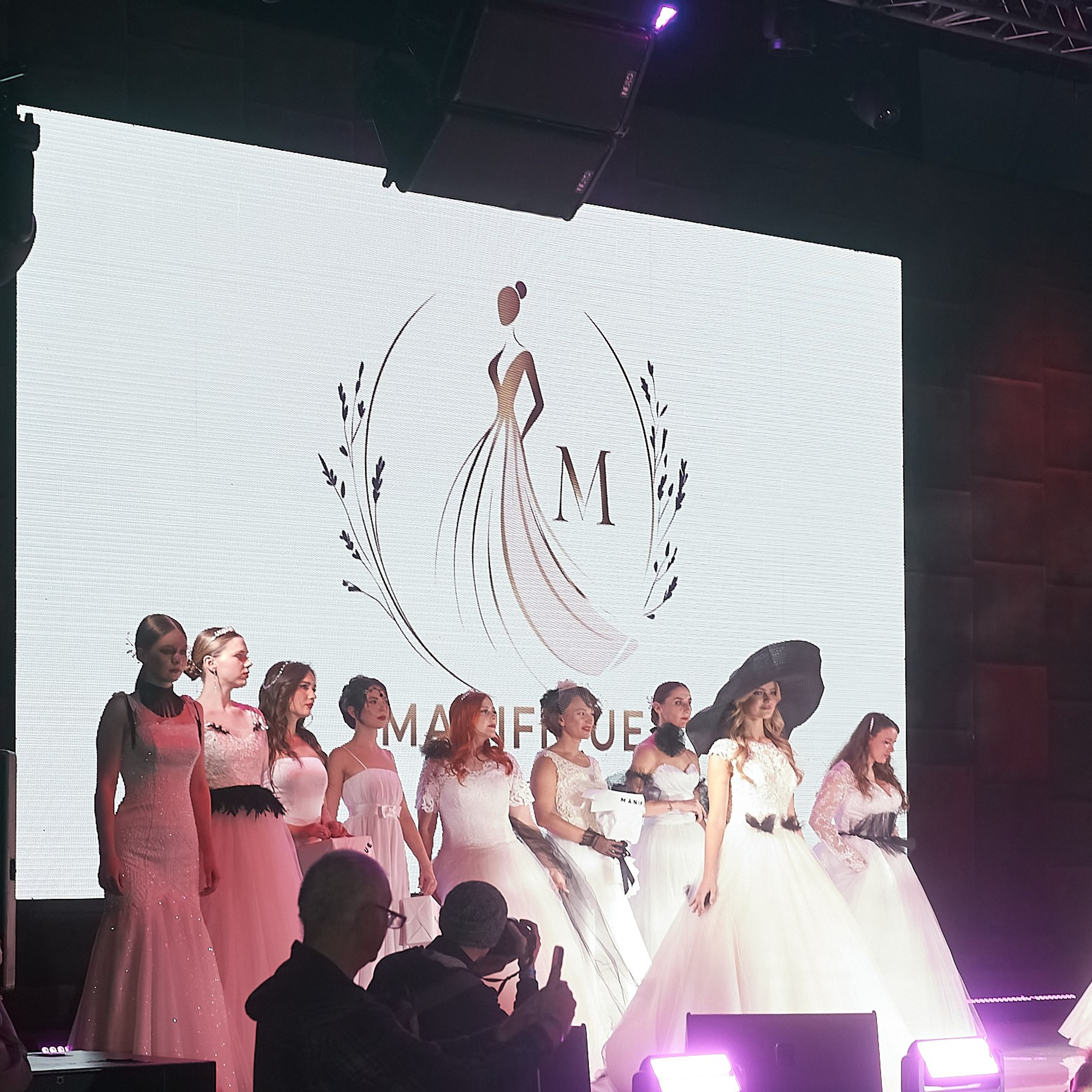 Показ мод в Москве