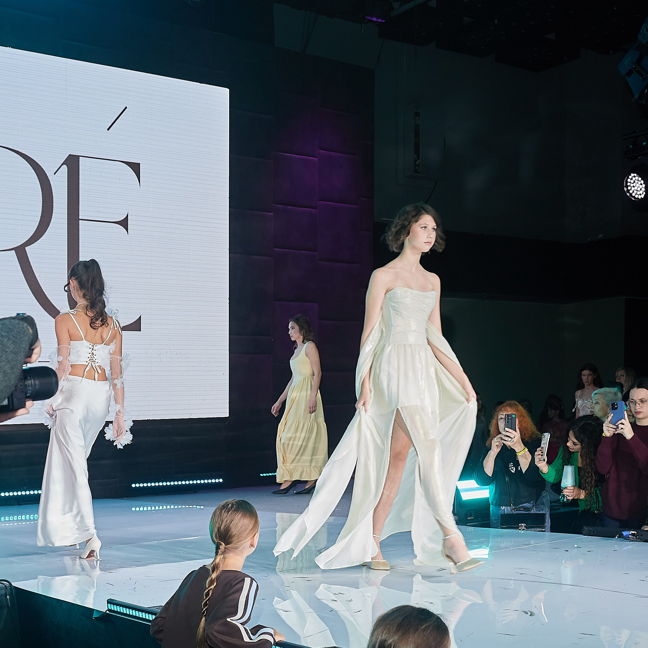 Показ мод в Москве