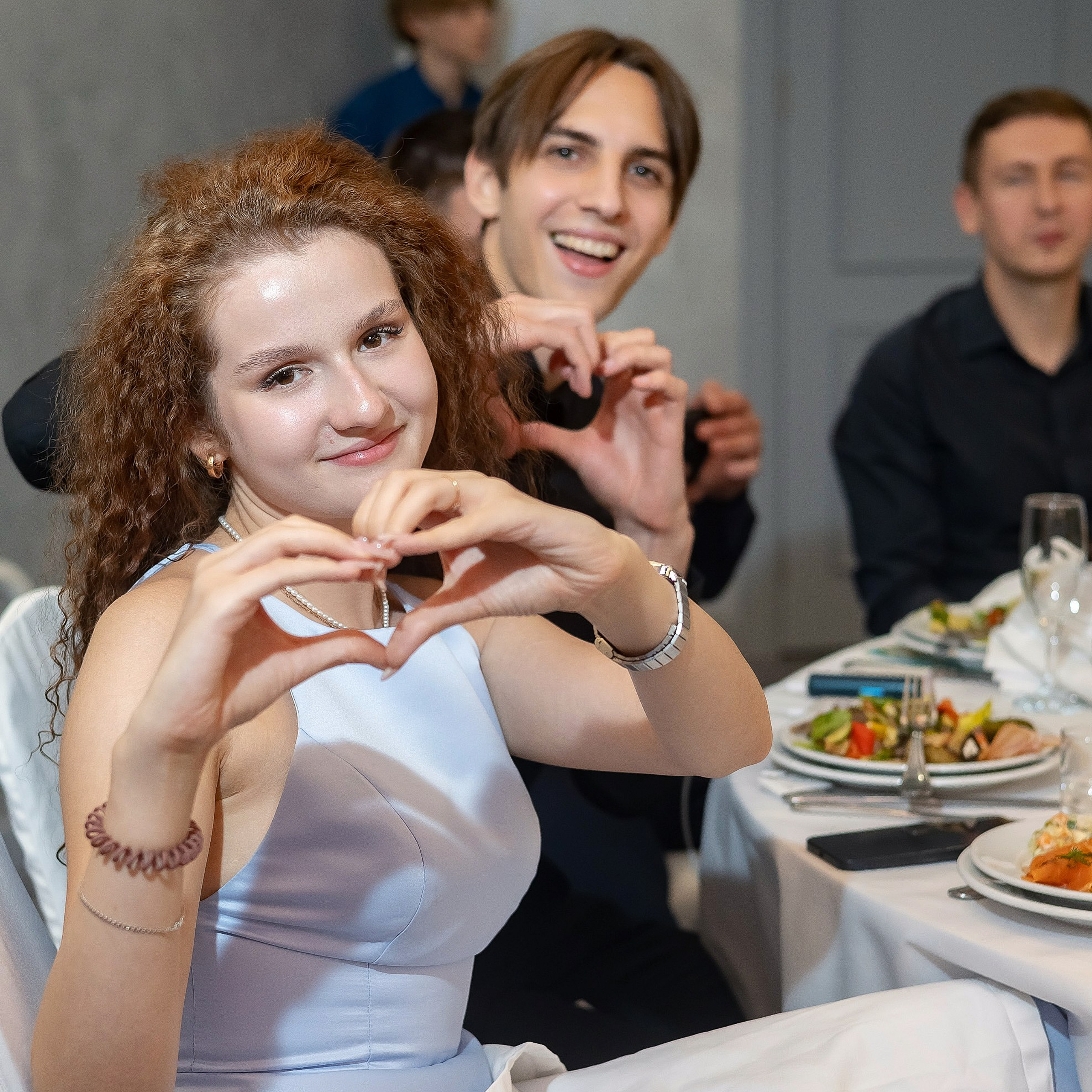 Свадебная фотосессия в загсе