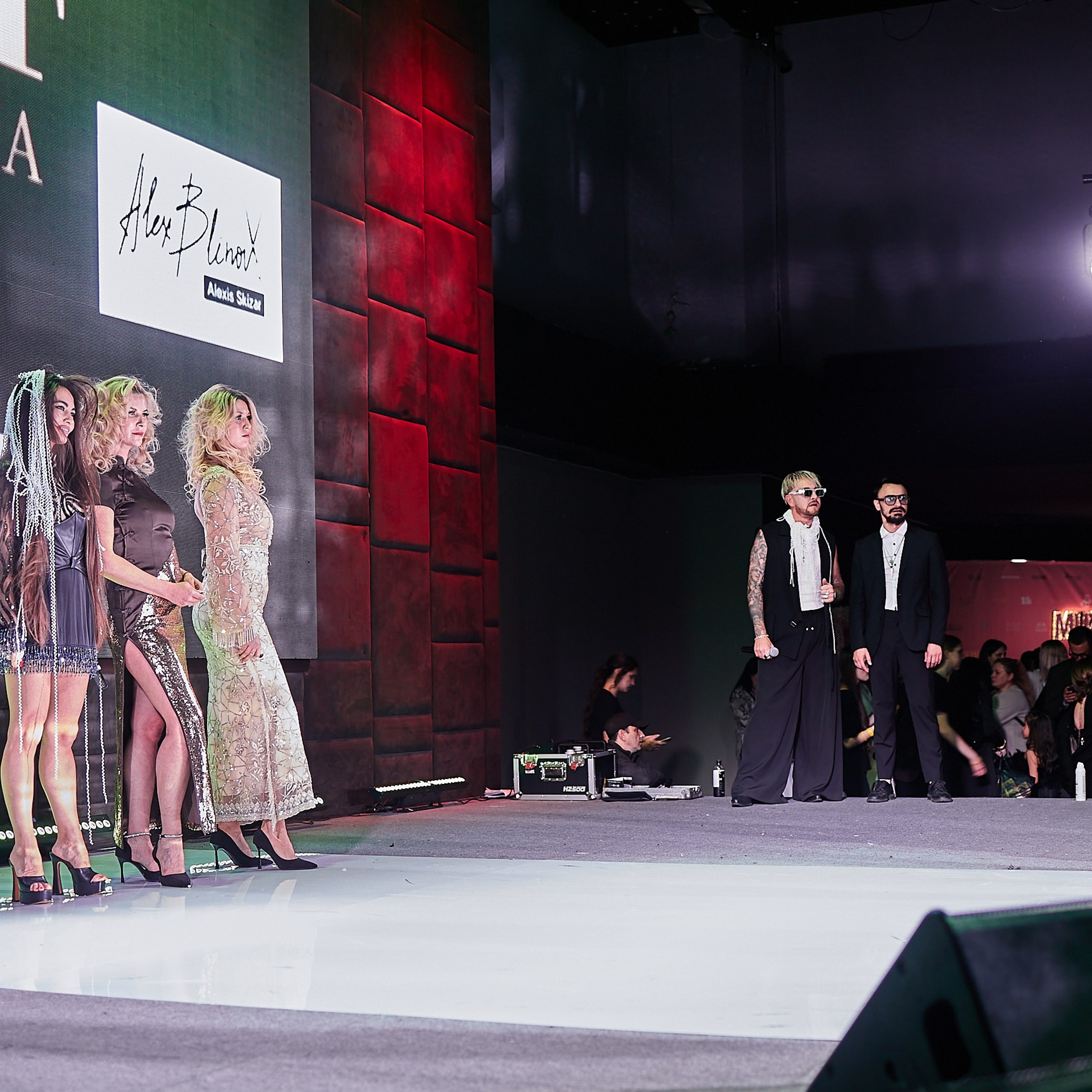 Показ мод в Москве