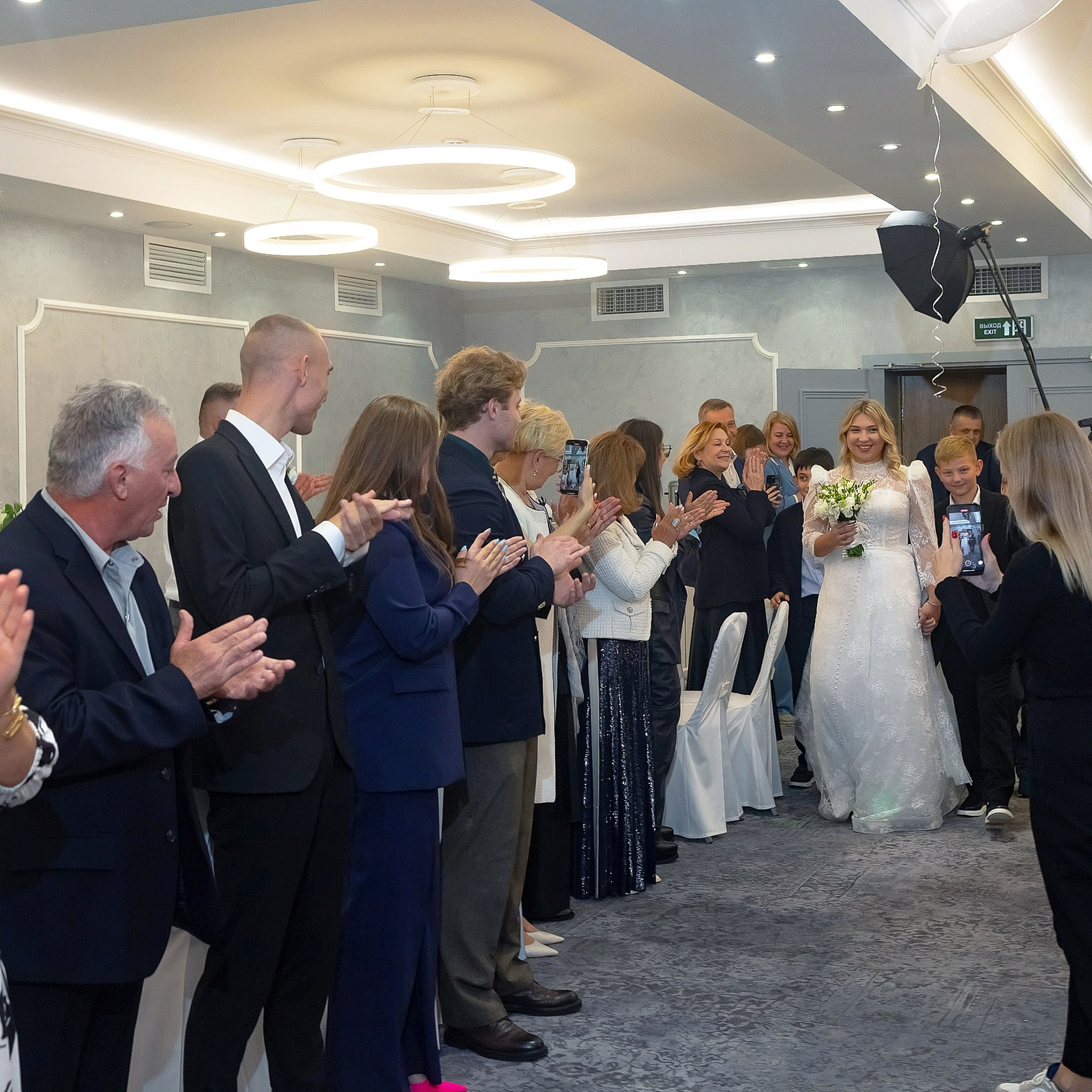 Свадебная фотосессия в загсе