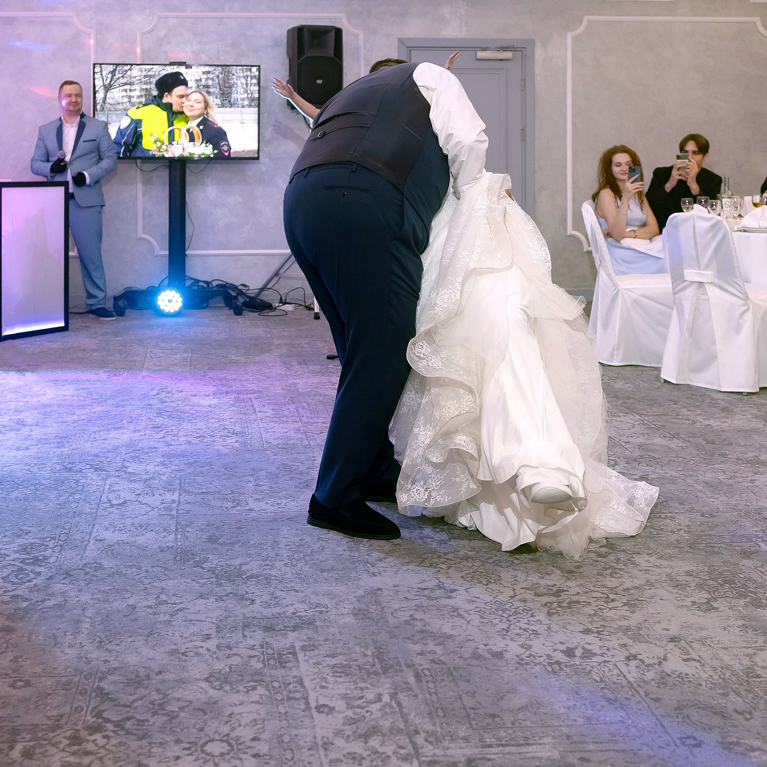 Свадебная фотосессия в загсе