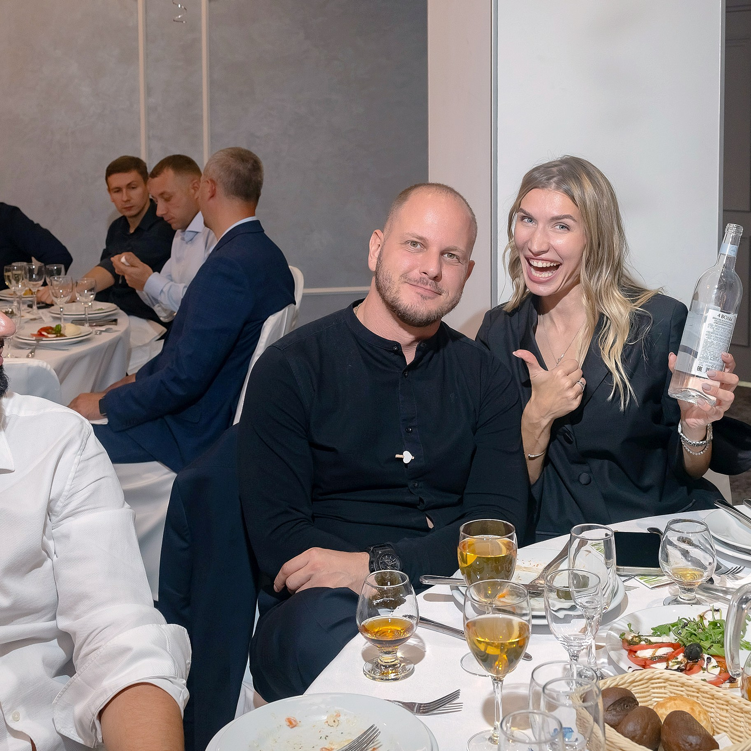 Свадебная фотосессия в загсе