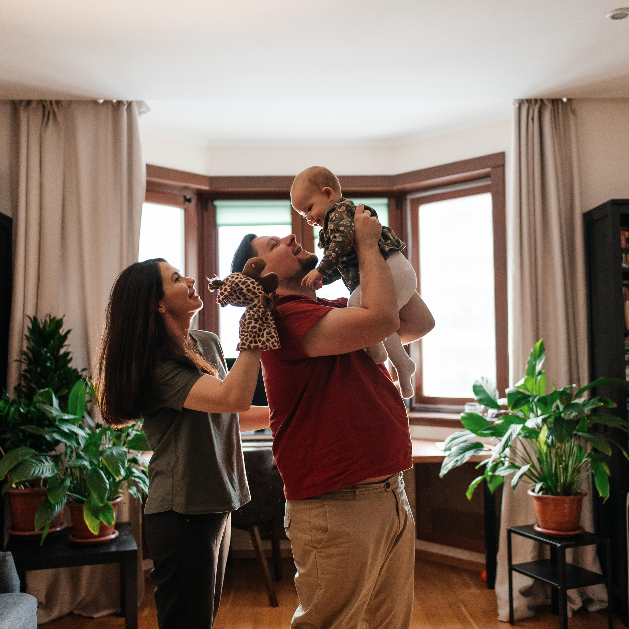 Предновогодняя фотосессия с годовалой малышкой