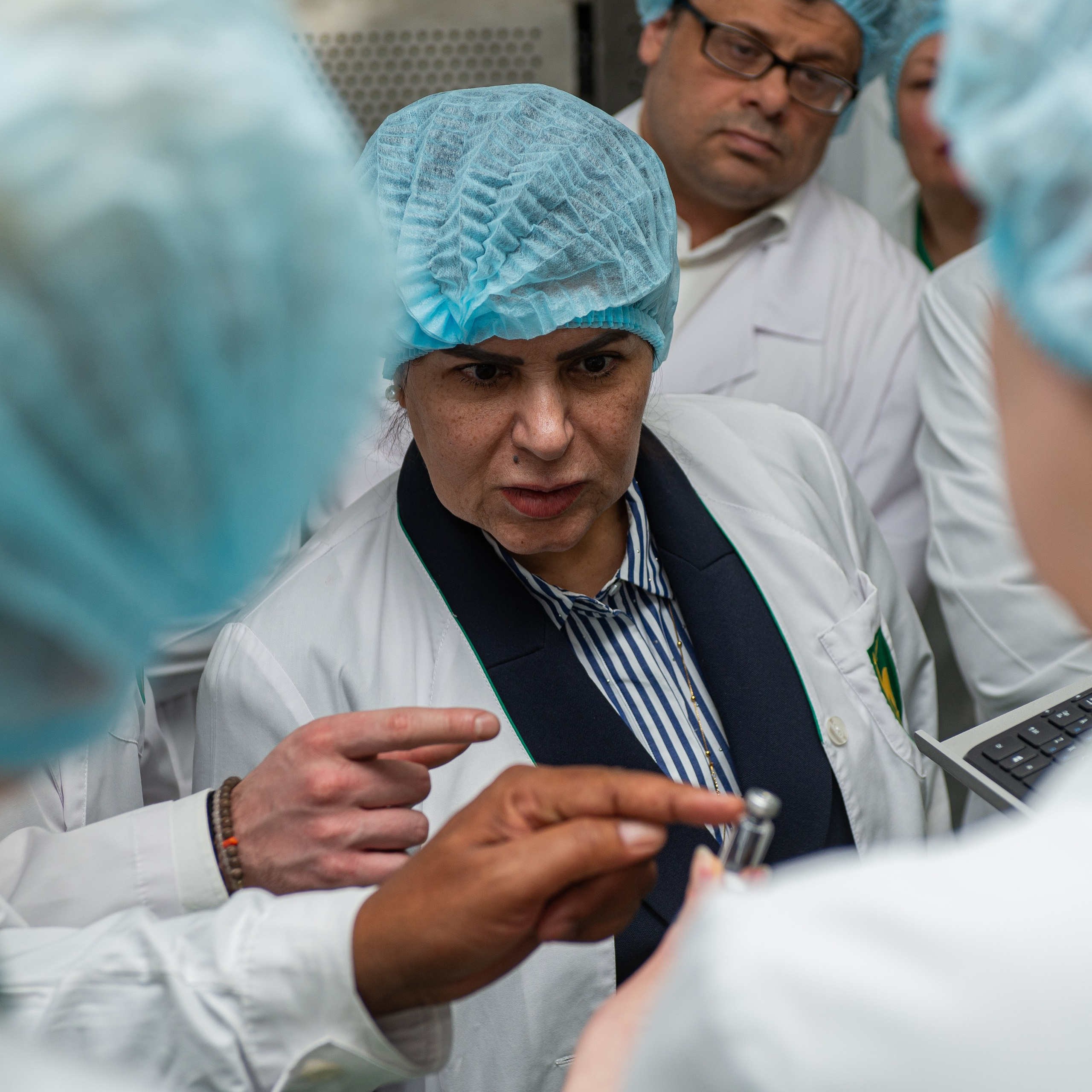 Репортажная съёмка делегации из Катара на производстве Эндофарм