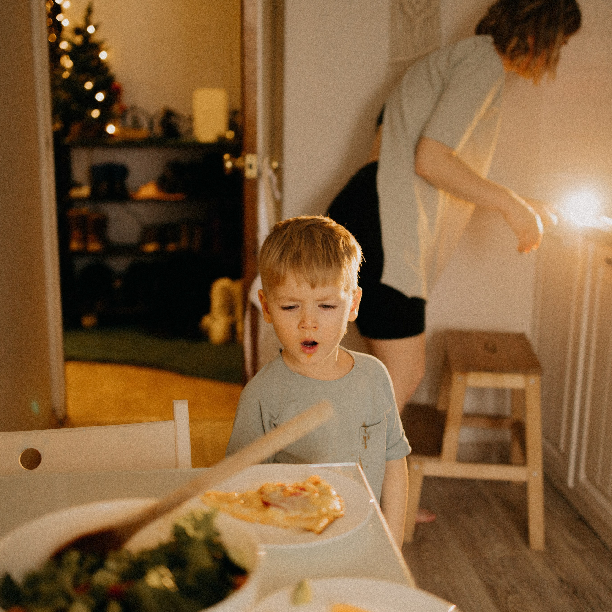 Пицца. Женя. Огоньки