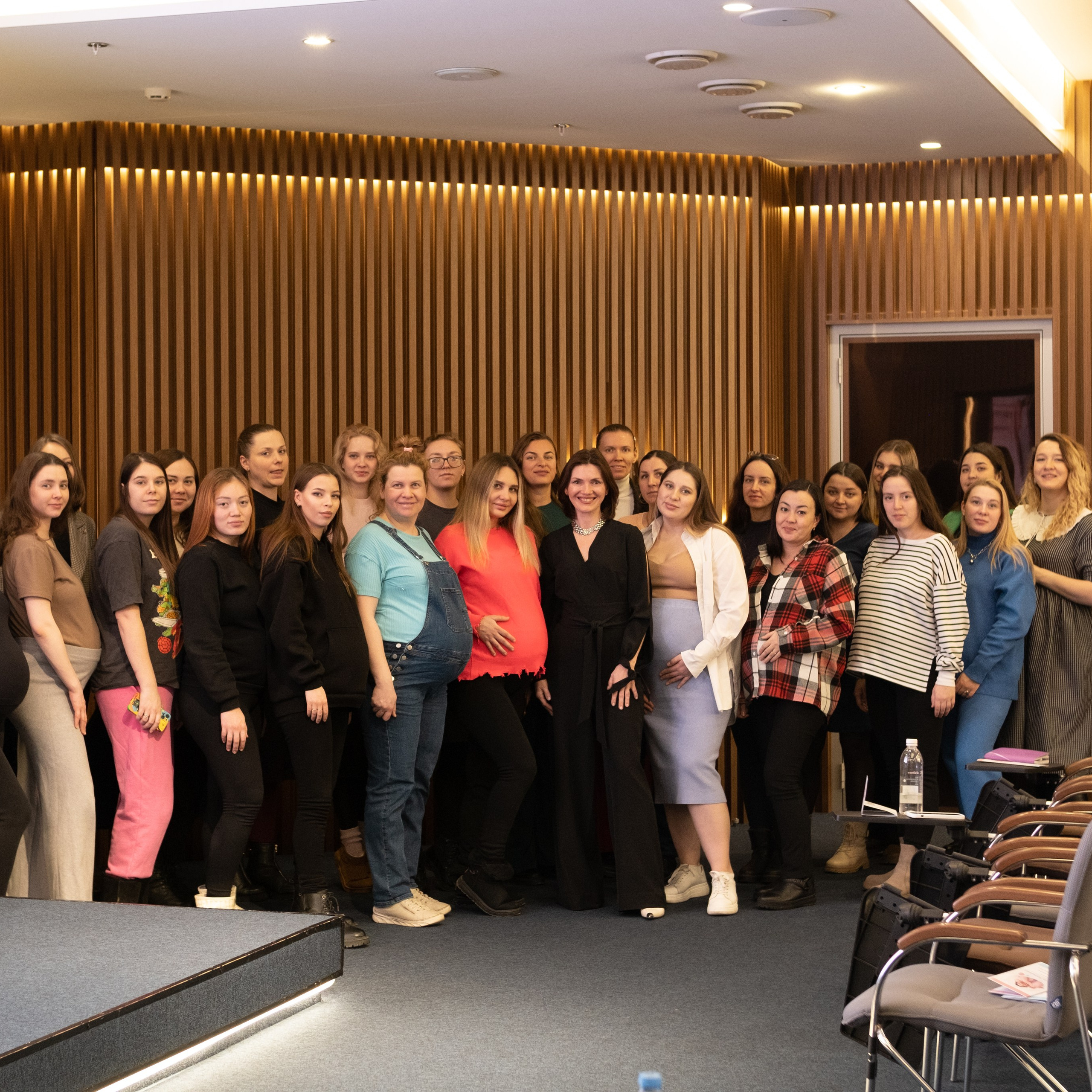 Отзывы. Фотограф беременных и новорожденных в Челябинске Редреева Алёна