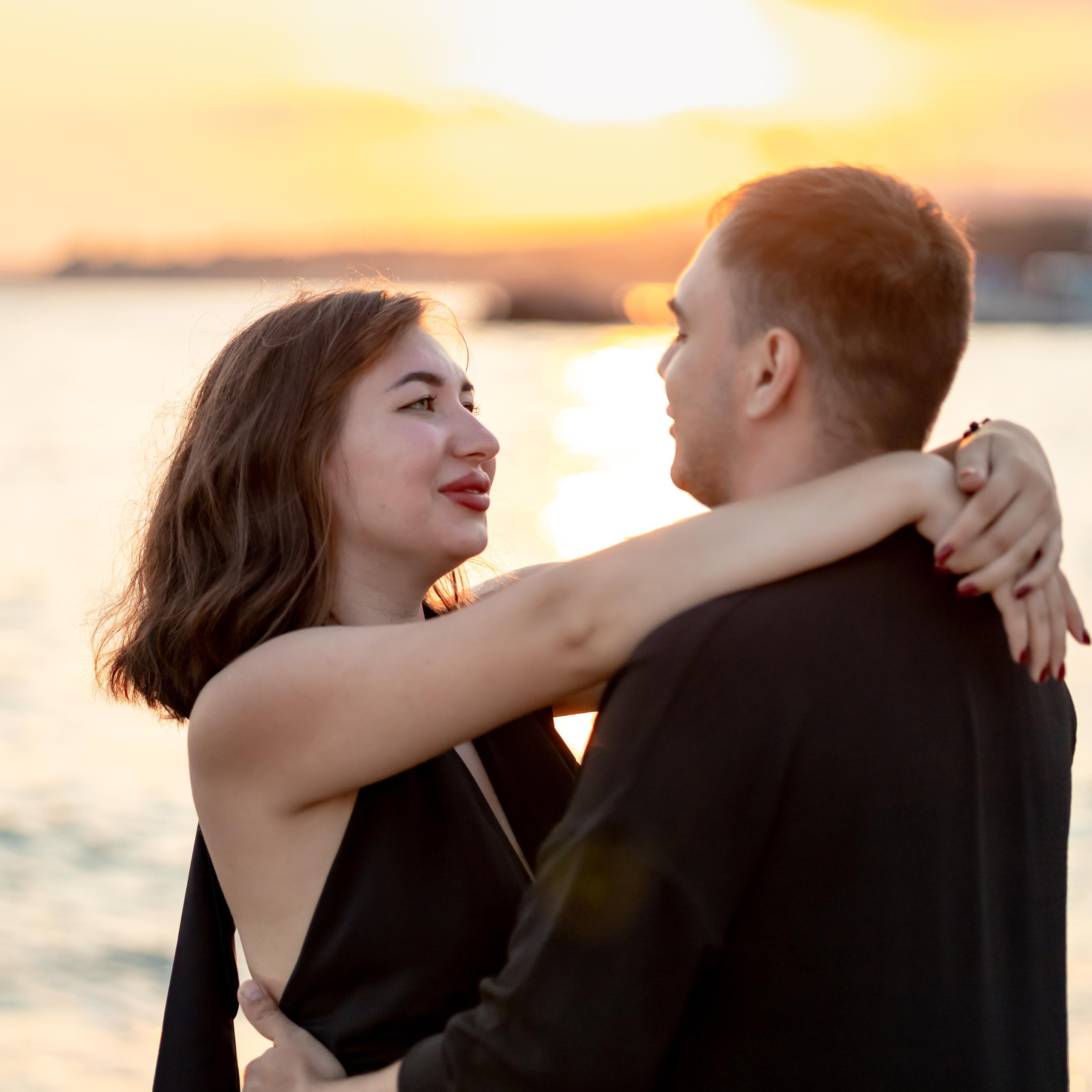 Аля и Айнур