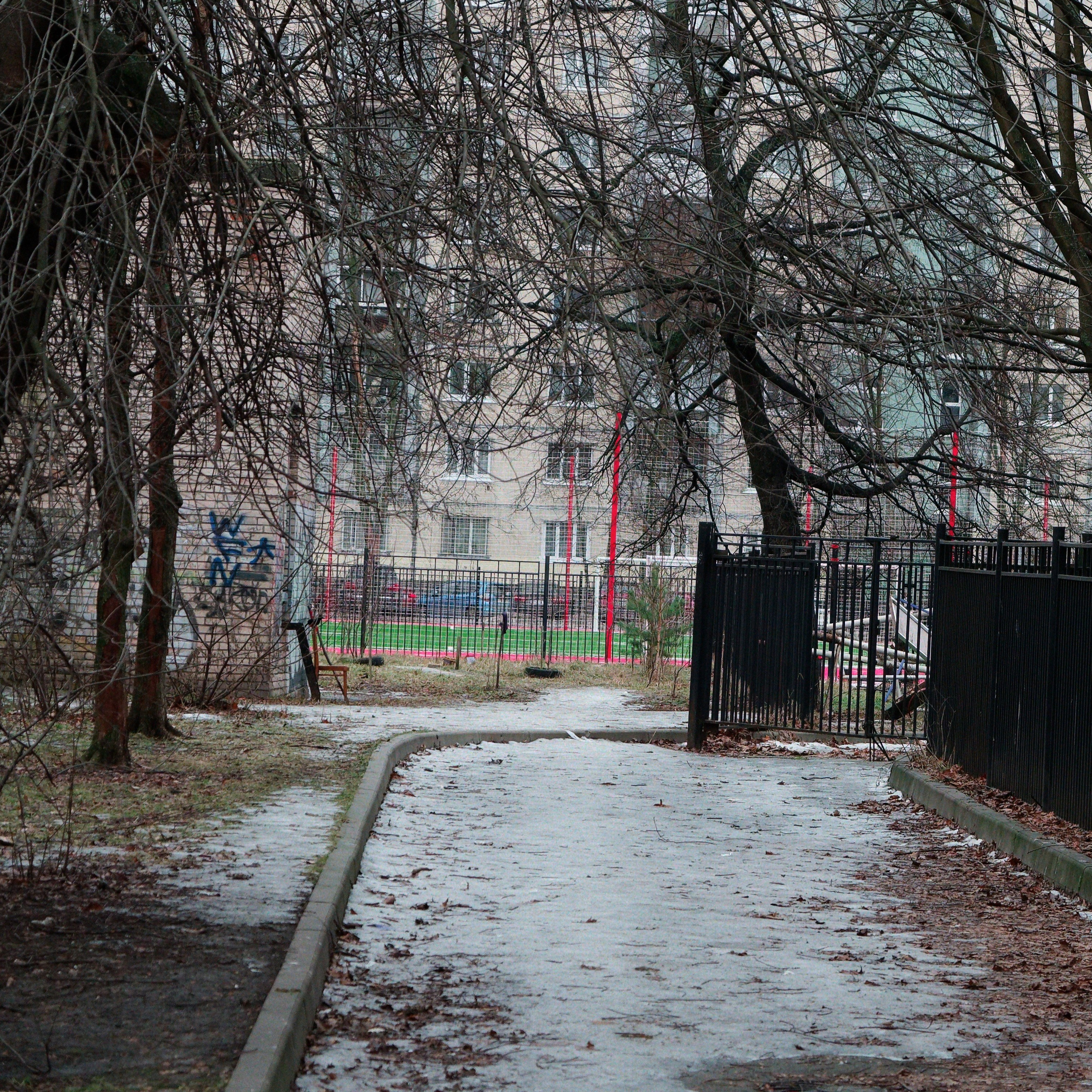 💀 ОБРАТНАЯ СТОРОНА 💀. Роман Ходырев — художник, фотограф, музыкант, эзотериолог. Санкт-Петербург, Рига
