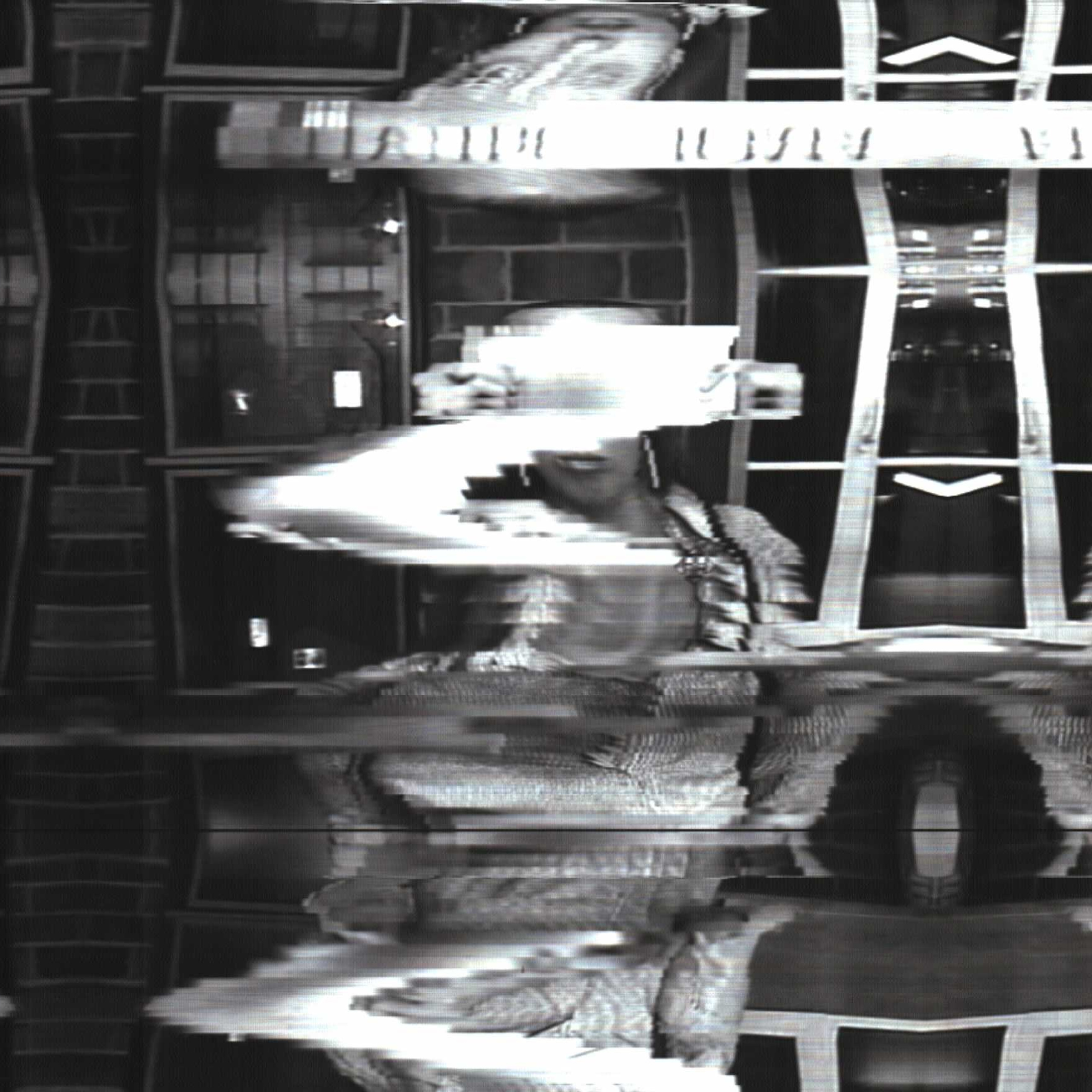 Fluxus Selfie Machine. Роман Ходырев — эзотериолог, художник, фотограф и музыкант. Санкт-Петербург, Рига