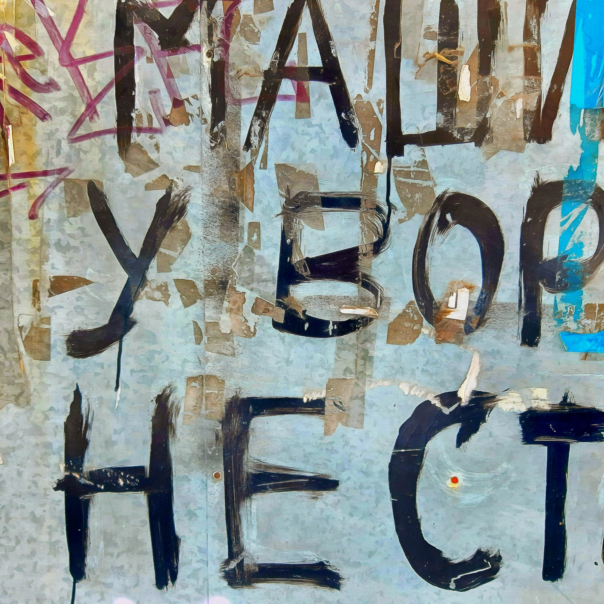 CheLOVEinik — décollage. Роман Ходырев — эзотериолог, художник, фотограф и музыкант. Санкт-Петербург, Рига