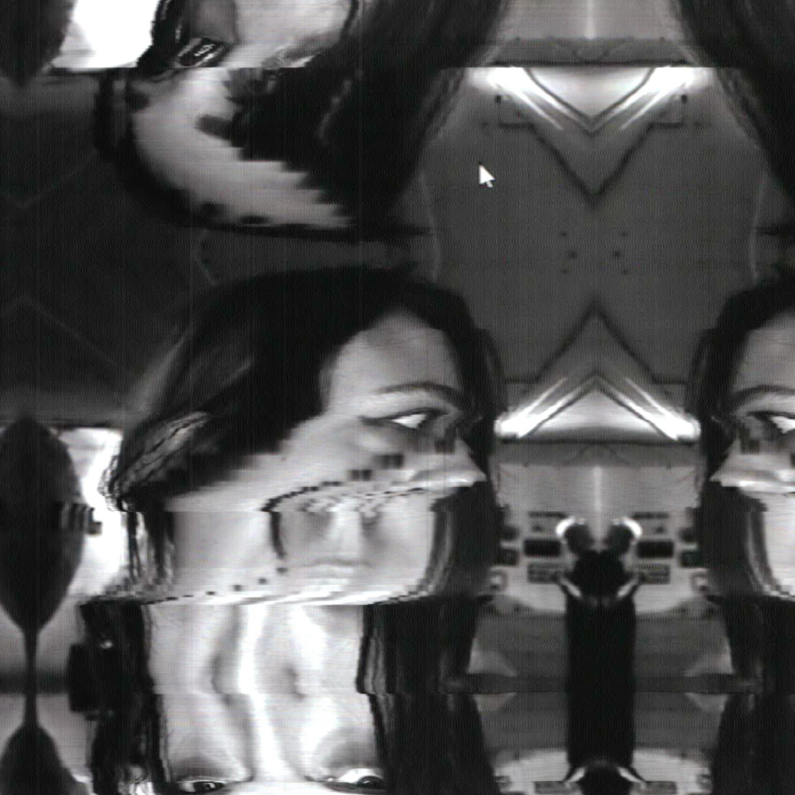 Fluxus Selfie Machine. Роман Ходырев — эзотериолог, художник, фотограф и музыкант. Санкт-Петербург, Рига