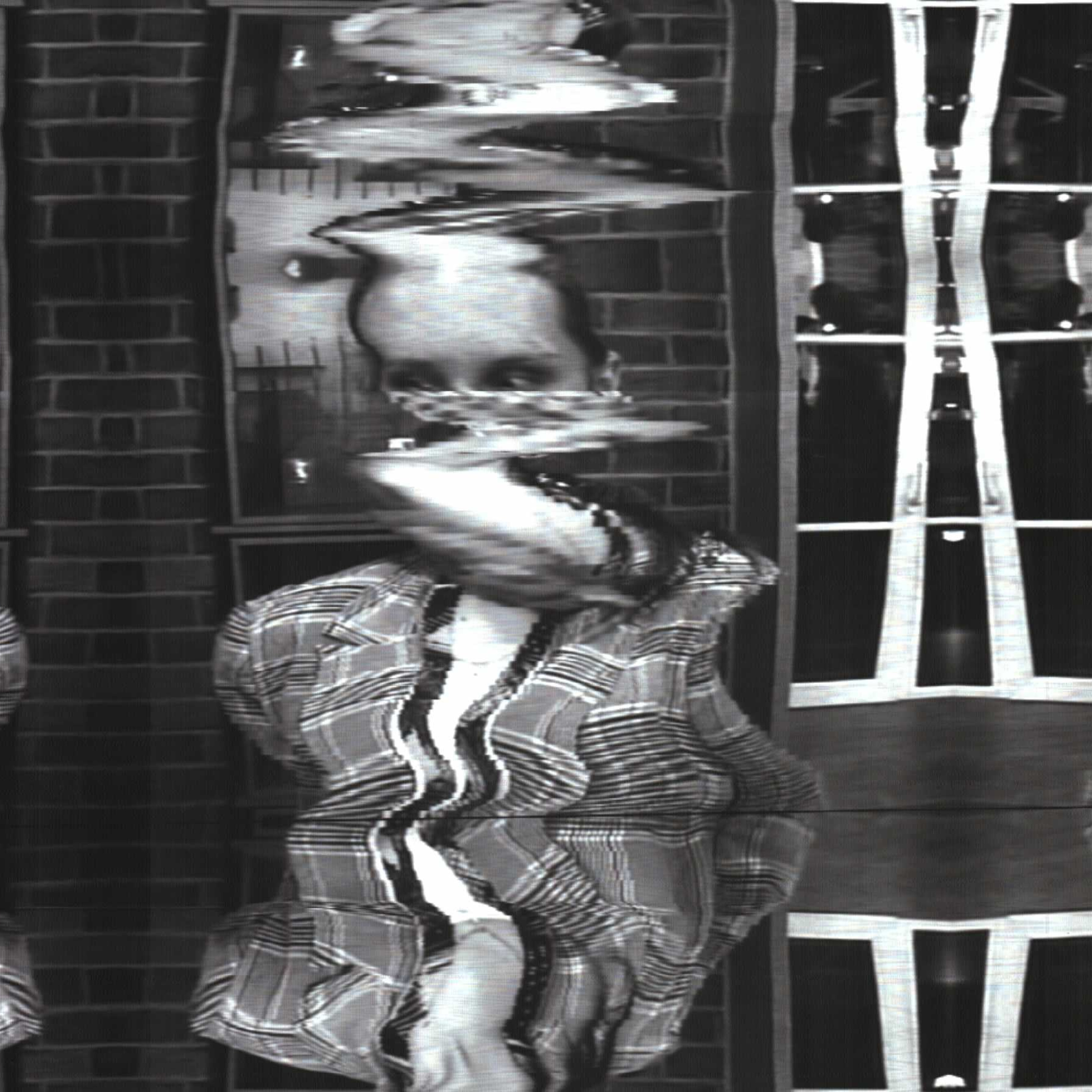 Fluxus Selfie Machine. Роман Ходырев — эзотериолог, художник, фотограф и музыкант. Санкт-Петербург, Рига