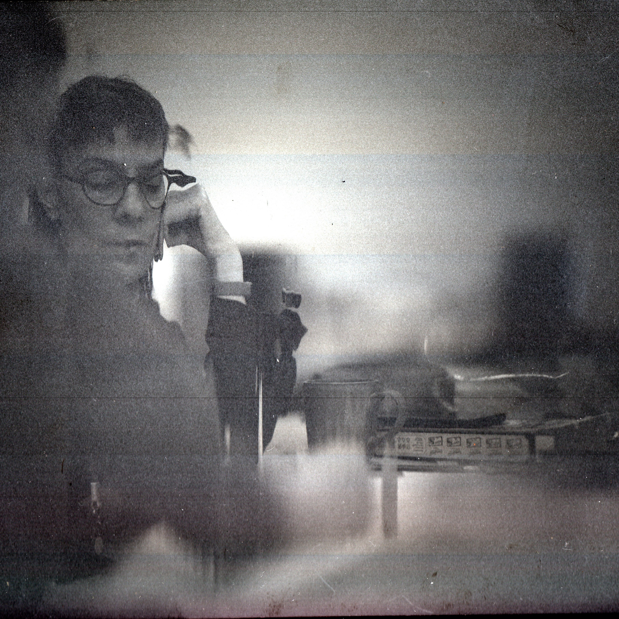 Хроно-камера «Буратино». Роман Ходырев — эзотериолог, художник, фотограф и музыкант. Санкт-Петербург, Рига