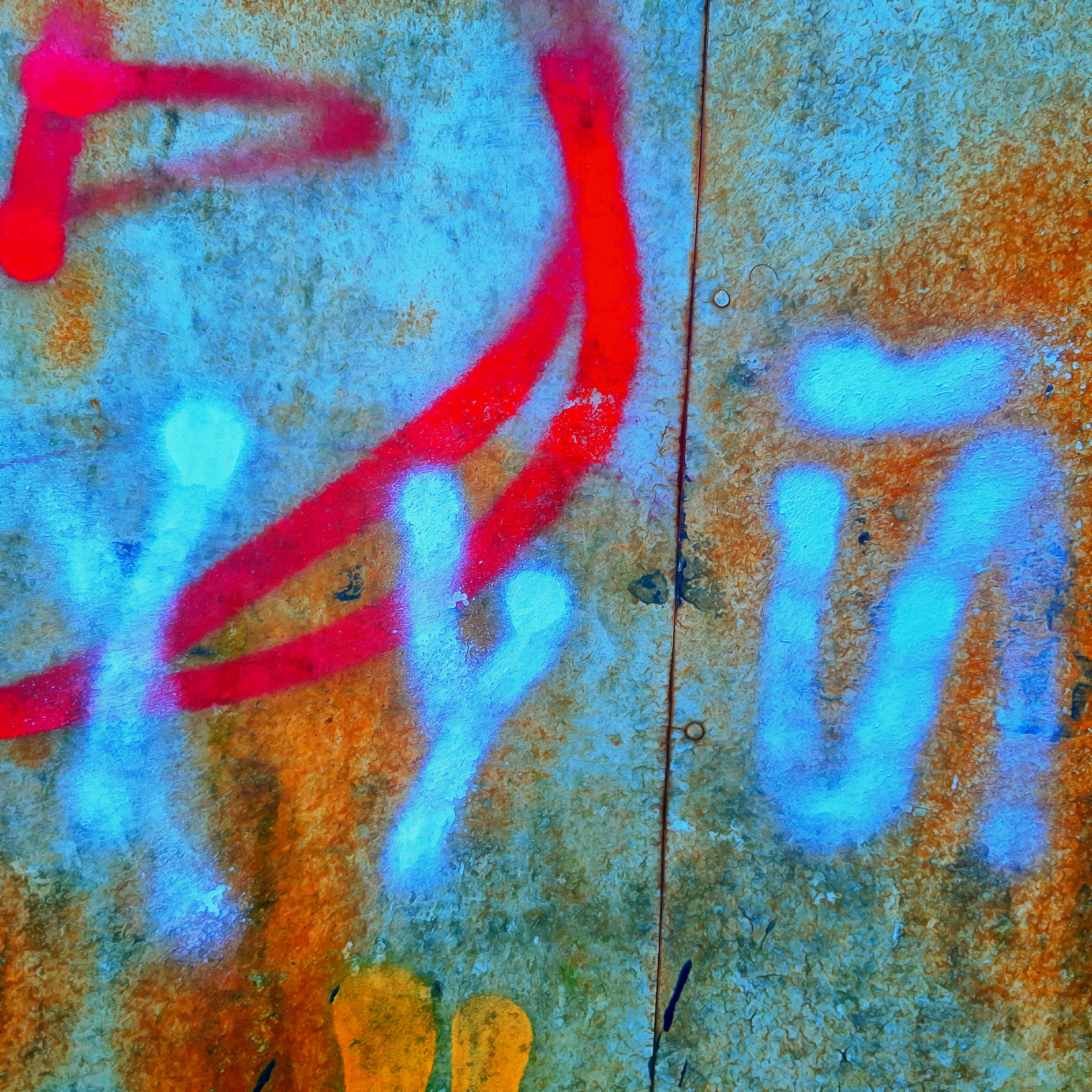 CheLOVEinik — décollage. Роман Ходырев — эзотериолог, художник, фотограф и музыкант. Санкт-Петербург, Рига