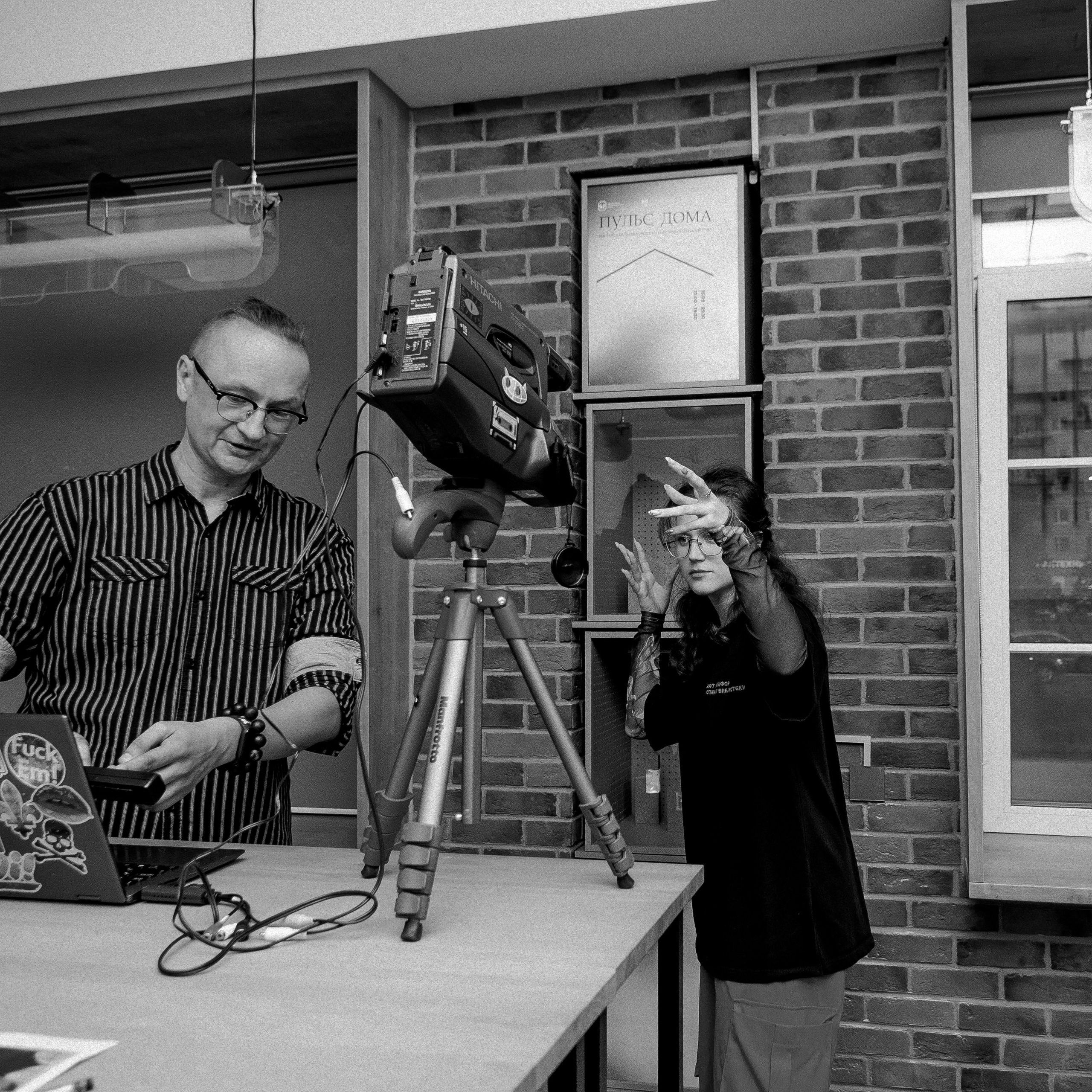 Fluxus Selfie Machine. Роман Ходырев — эзотериолог, художник, фотограф и музыкант. Санкт-Петербург, Рига