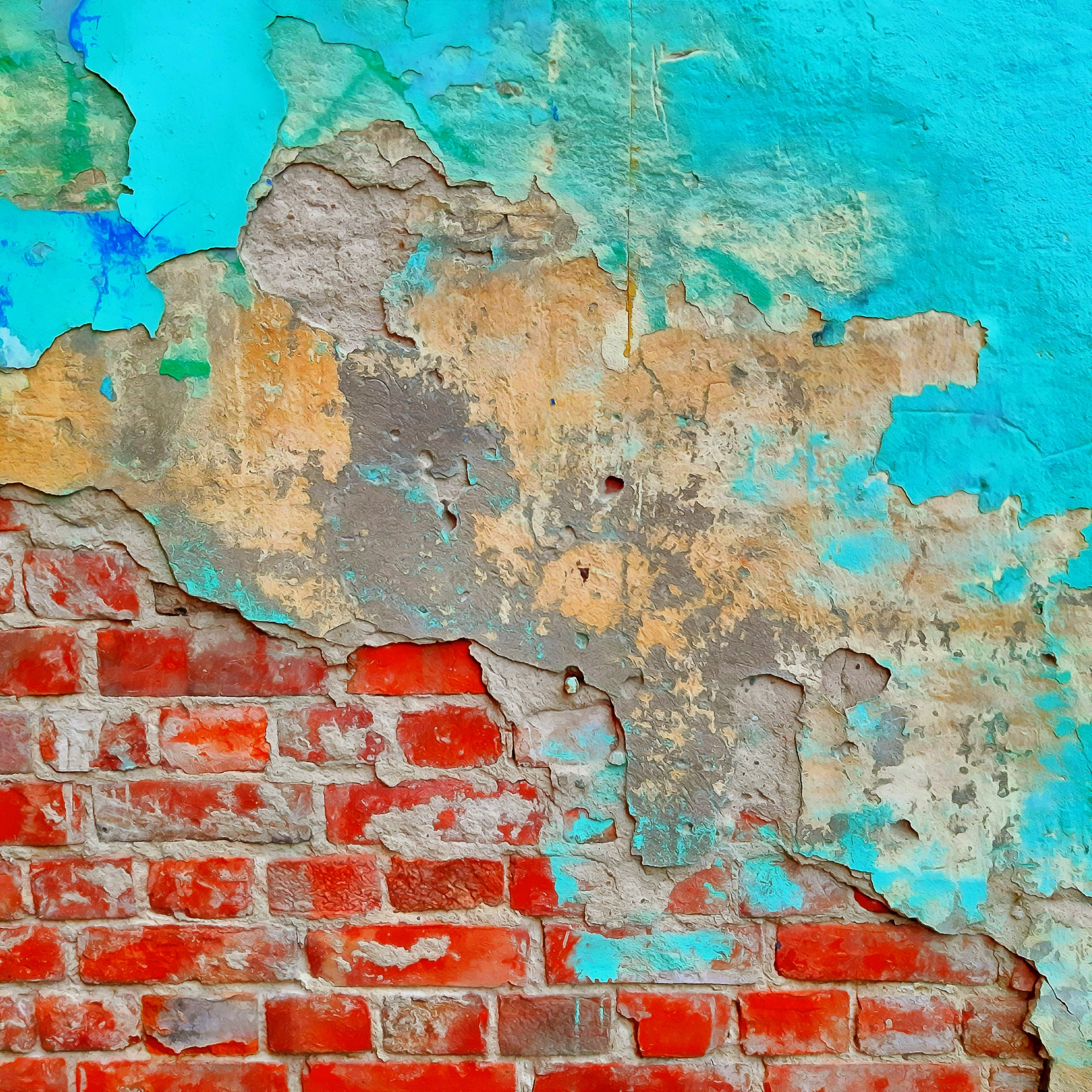 CheLOVEinik — décollage. Роман Ходырев — эзотериолог, художник, фотограф и музыкант. Санкт-Петербург, Рига