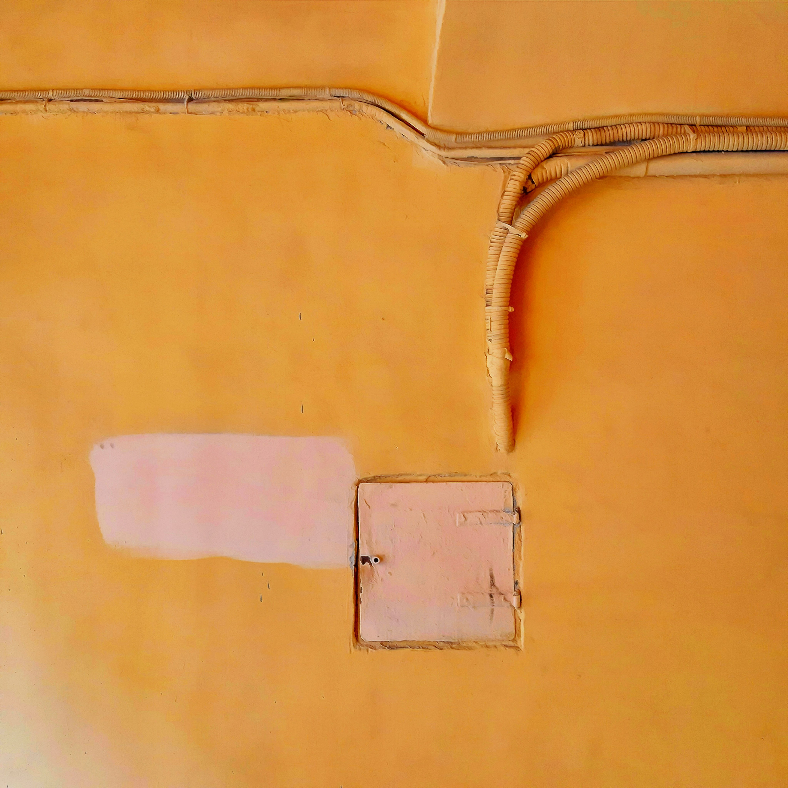 CheLOVEinik — décollage. Роман Ходырев — эзотериолог, художник, фотограф и музыкант. Санкт-Петербург, Рига