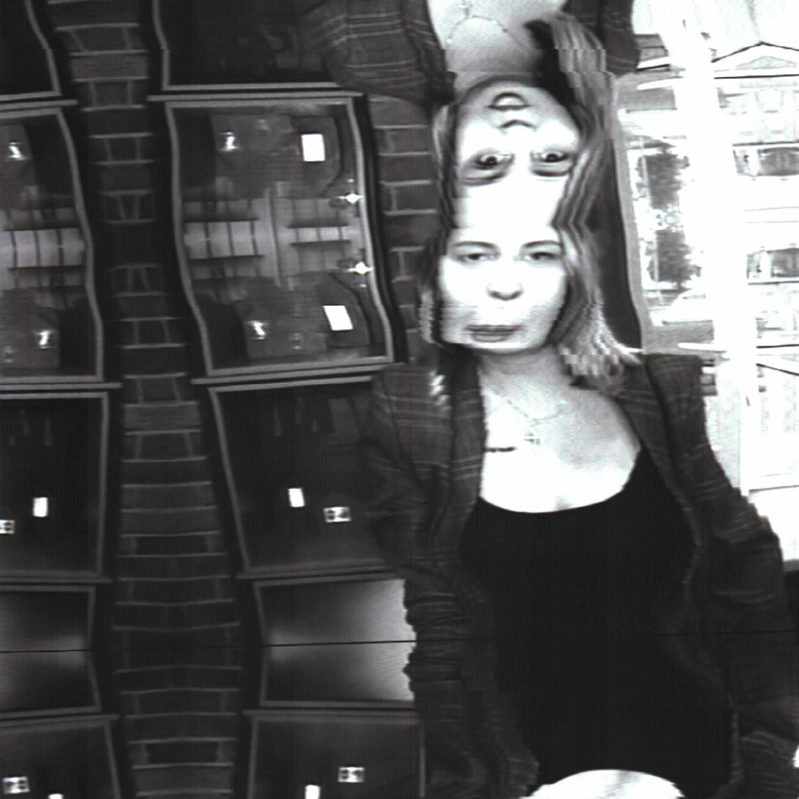 Fluxus Selfie Machine. Роман Ходырев — эзотериолог, художник, фотограф и музыкант. Санкт-Петербург, Рига