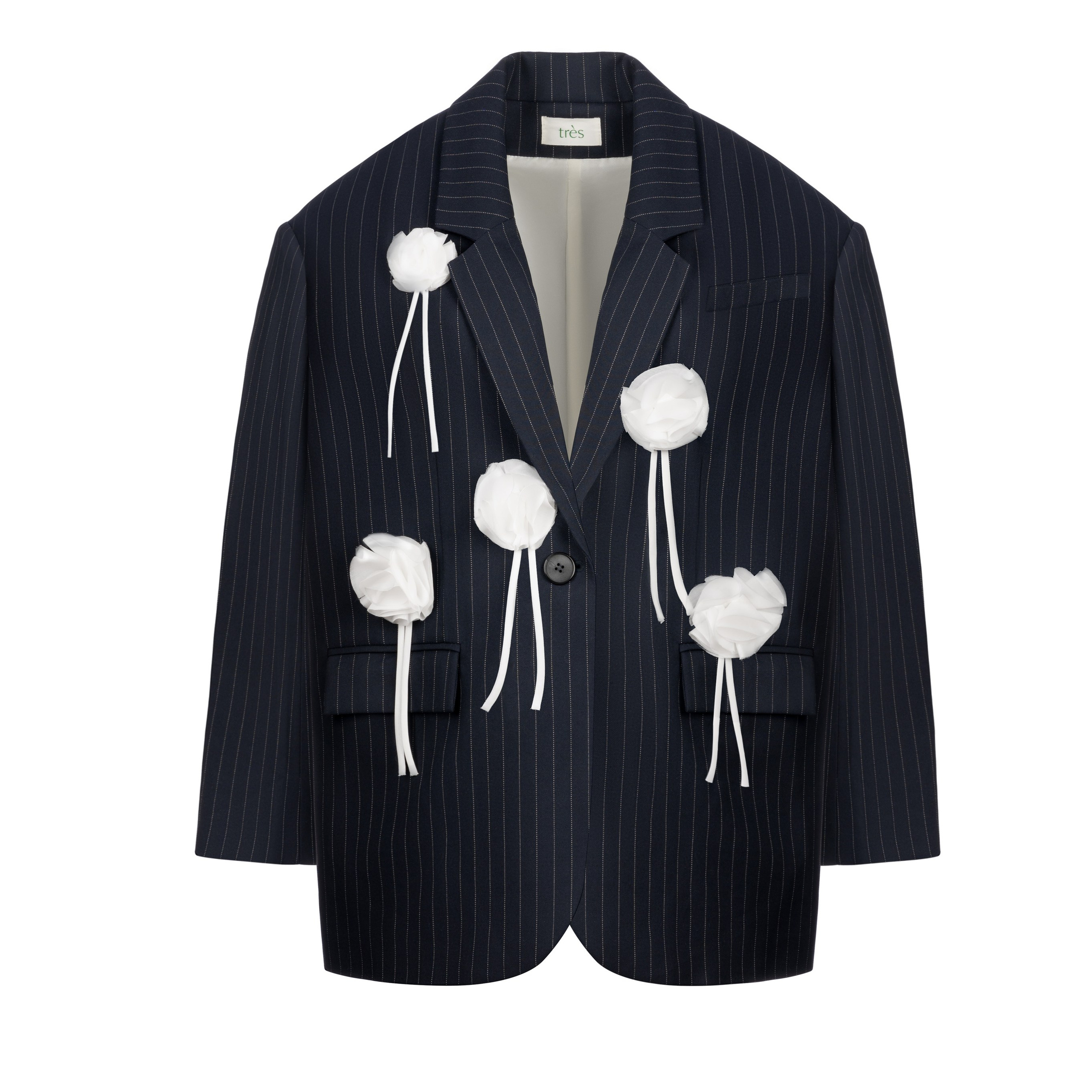 Одежда на менекене и предметно