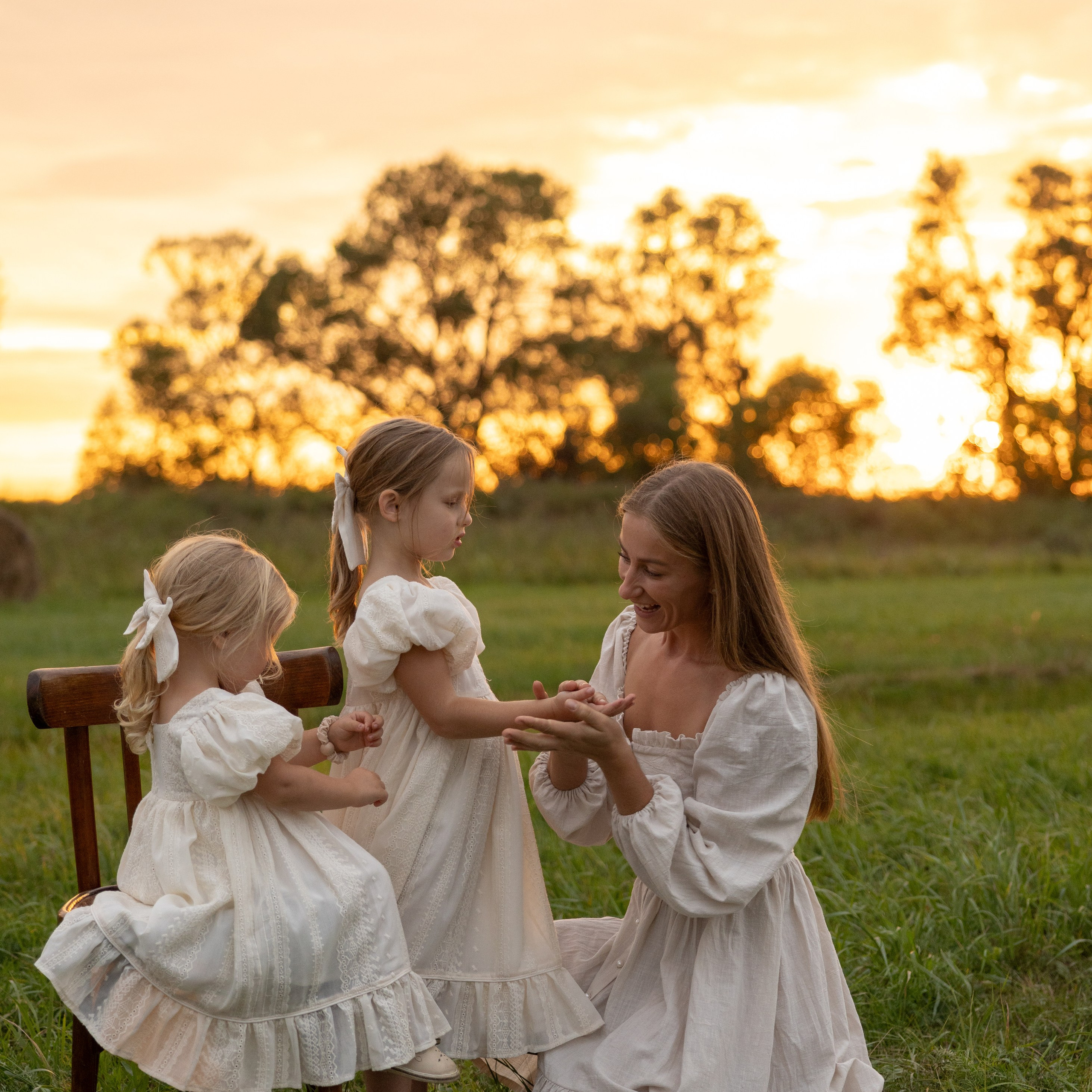 Для Евгении, Николь и Мелании