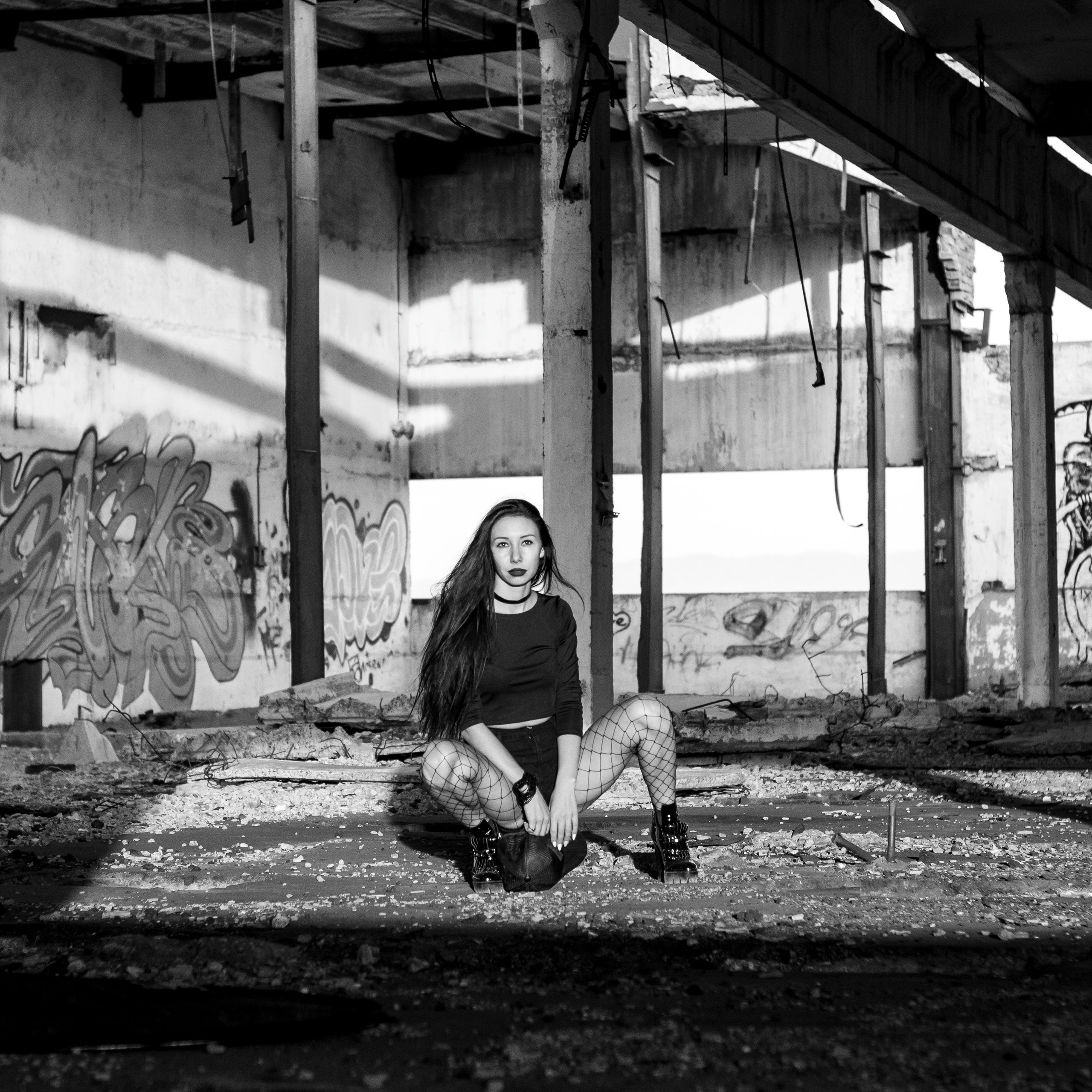 Катрин (заброшка в высотке). Творческая студия АЛНИфото