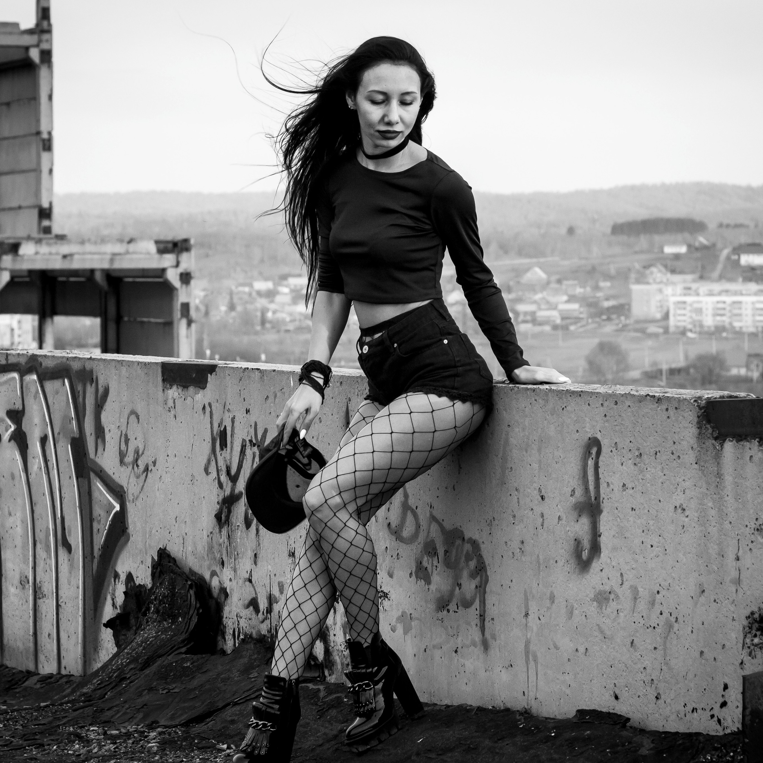 Катрин (заброшка в высотке). Творческая студия АЛНИфото