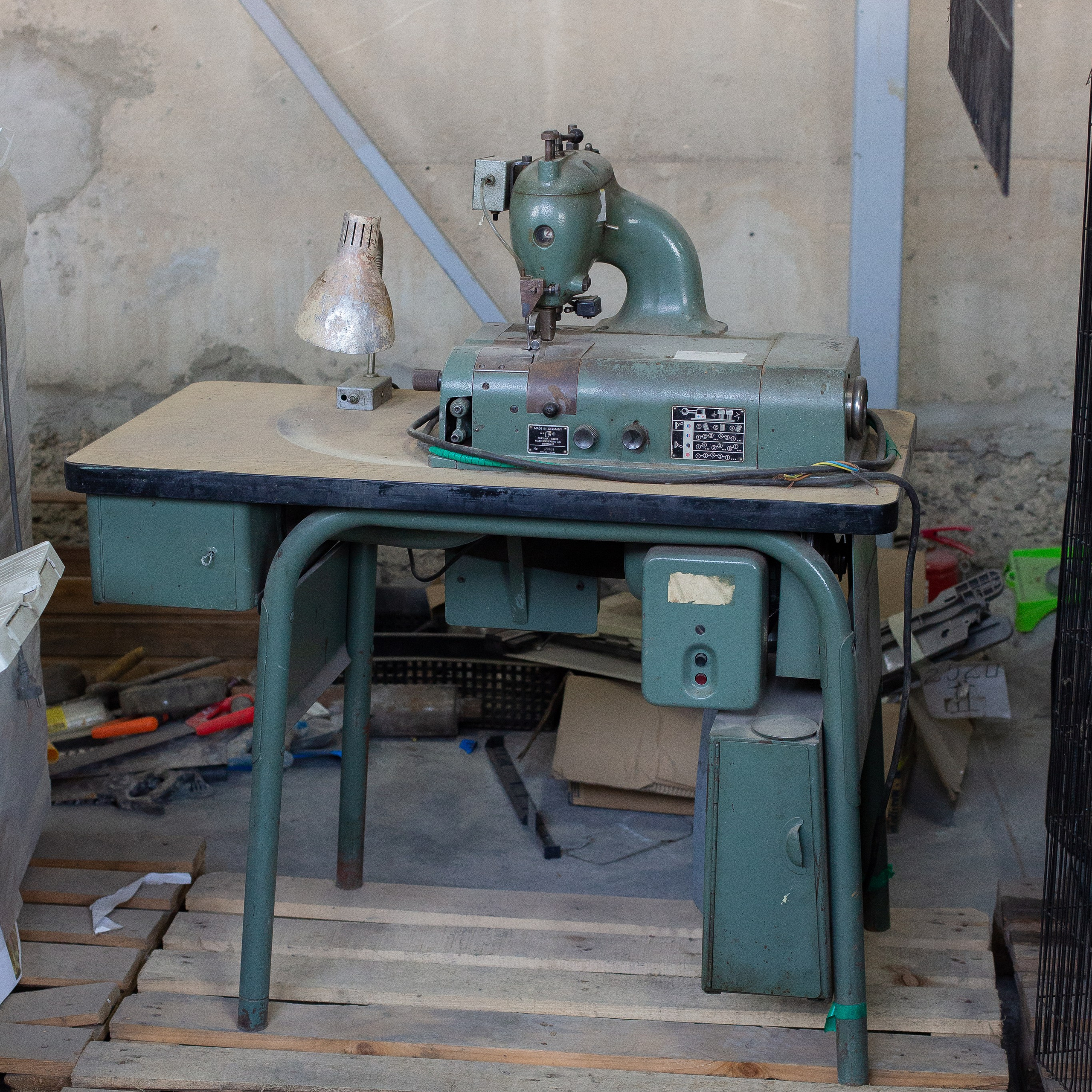 Машина для спуска края кожи Fortuna 3S-RZ