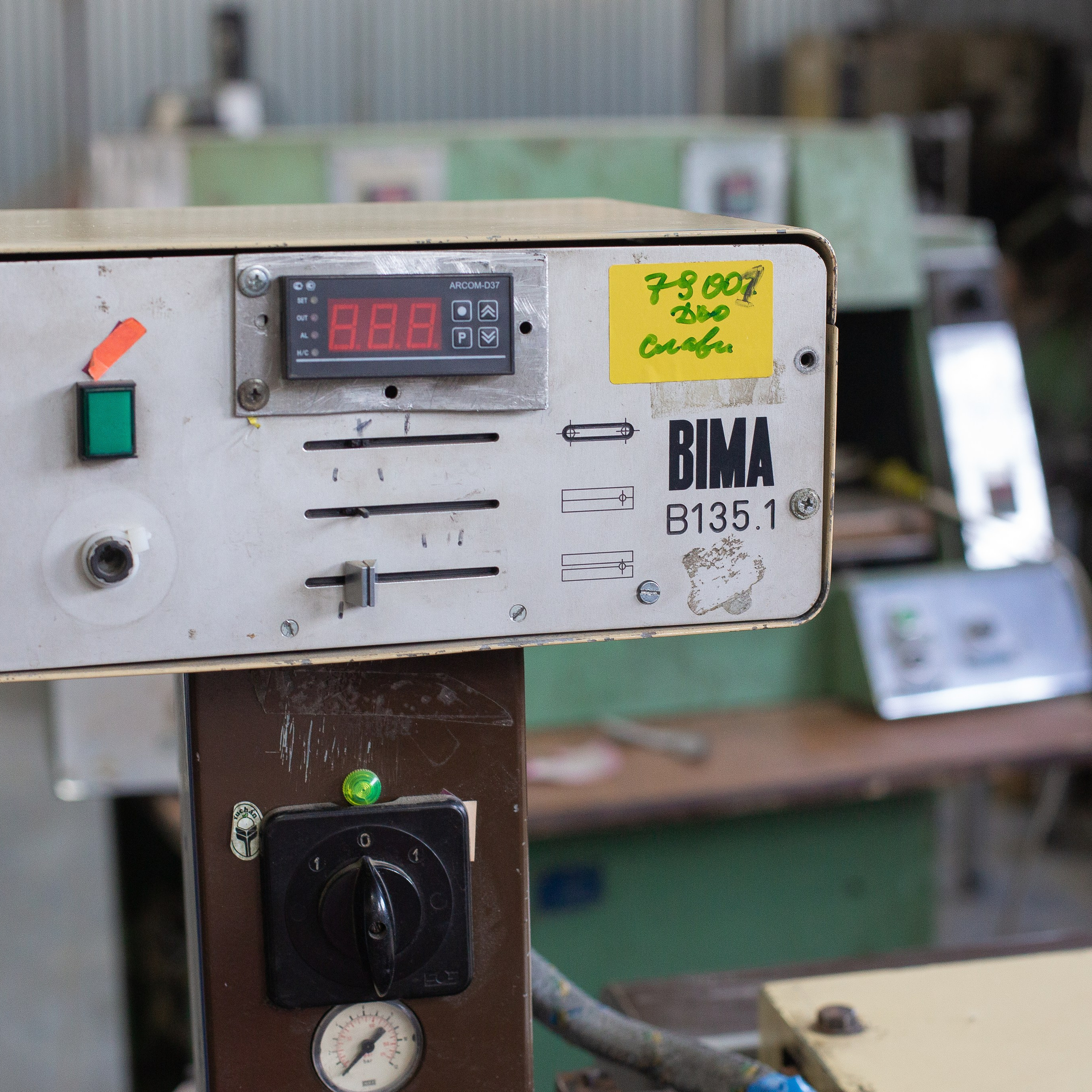 Станок-пресс для дублирования кожи, деталей верха Bima b135.1