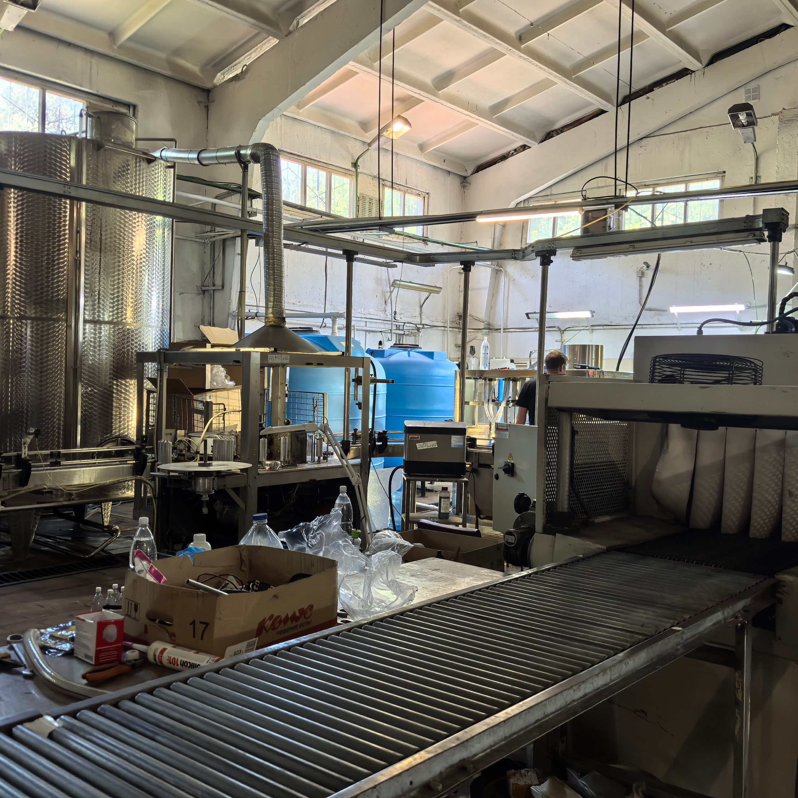 Моноблок для упаковки бутылок в блоки + термоусадочный тоннель