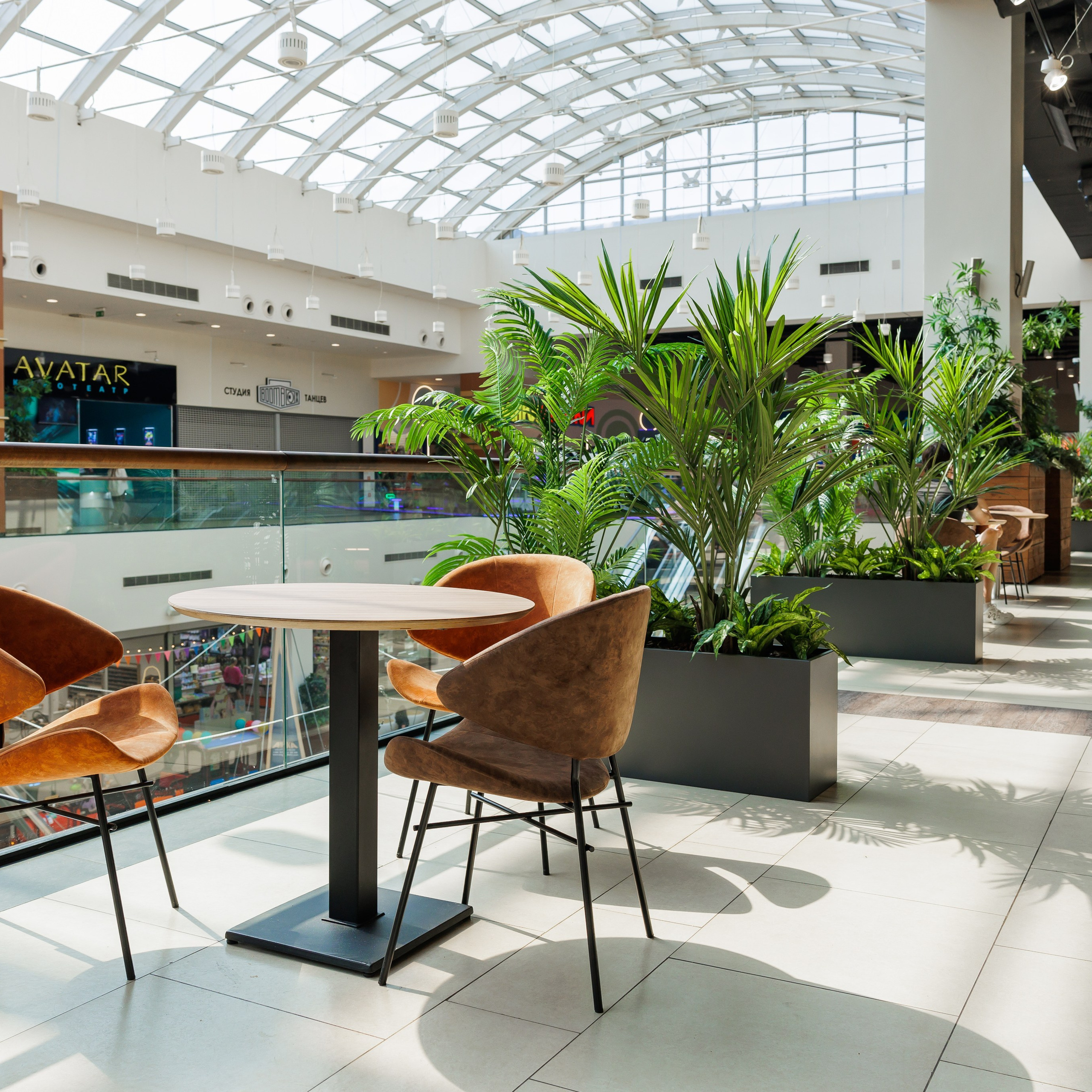 Фасады и интерьеры