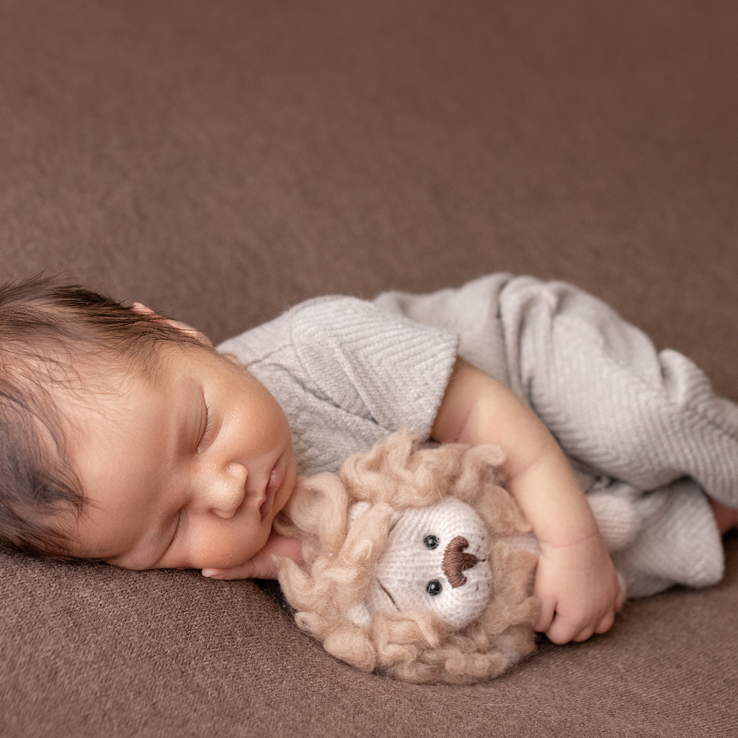 Классическая ньюборн фотосессия. Фотограф новорождённых Братск